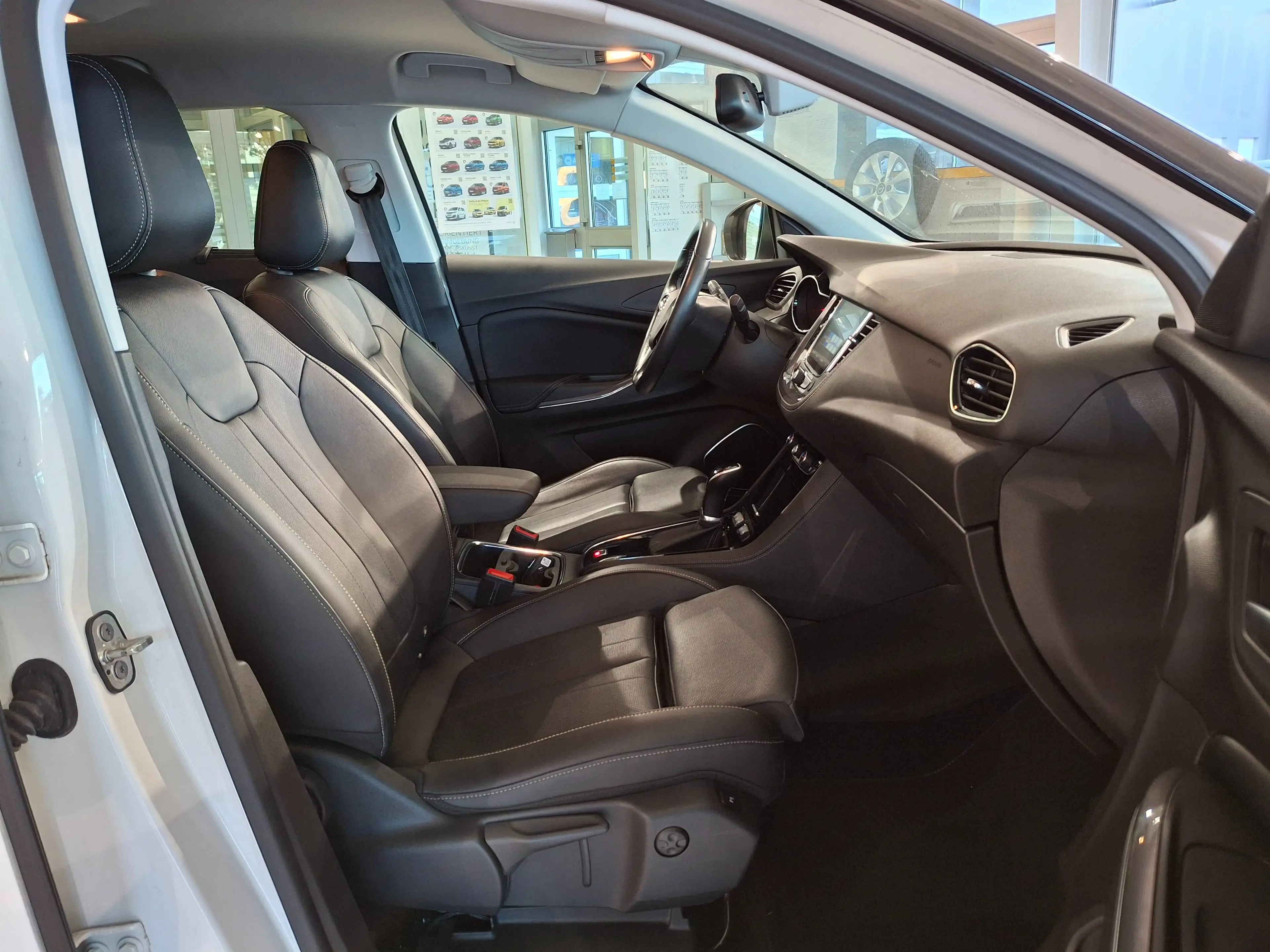 Opel Grandland X Ultimate AHK LED ACC SHZ — photo 8