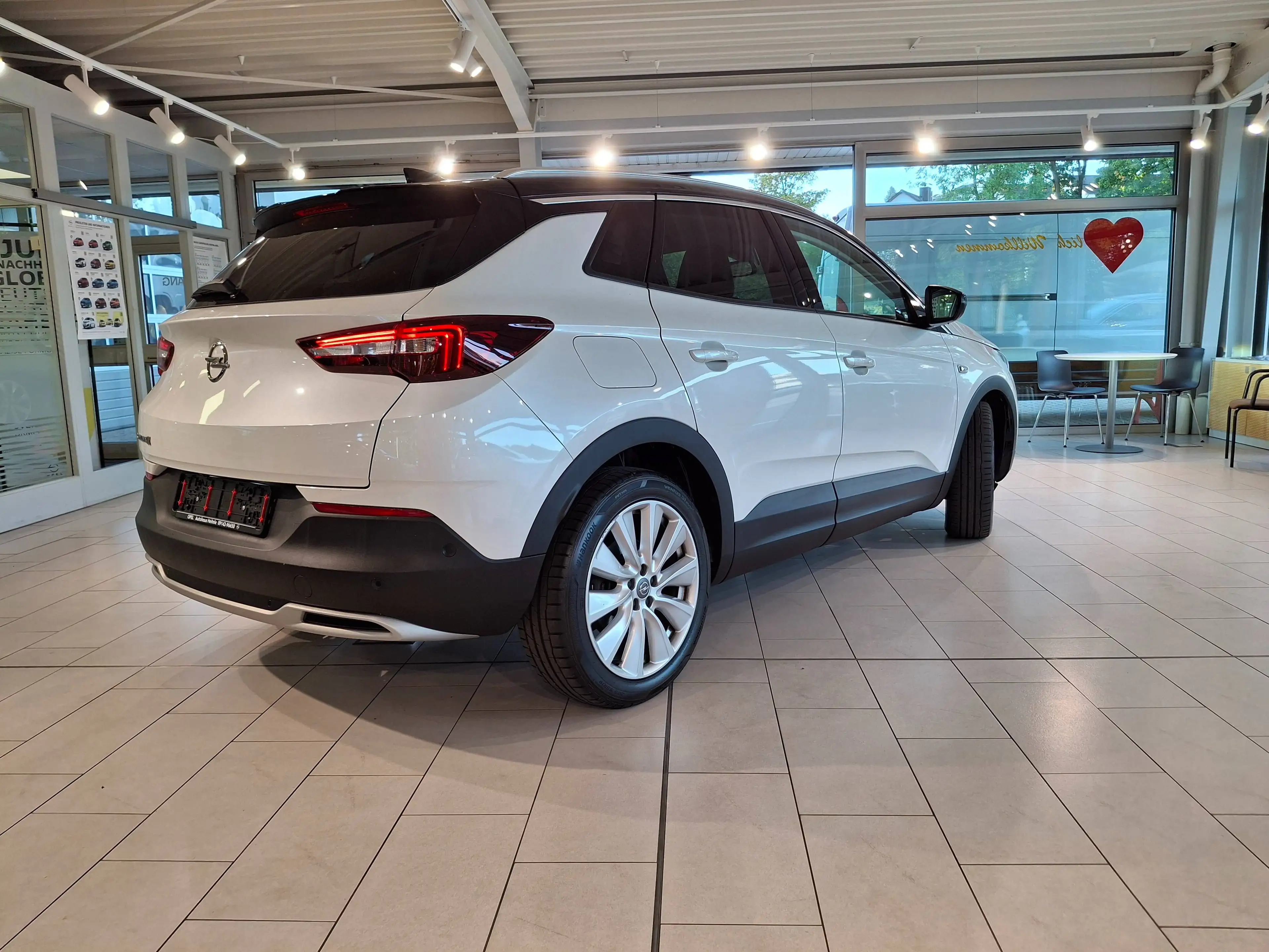 Opel Grandland X Ultimate AHK LED ACC SHZ — photo 6