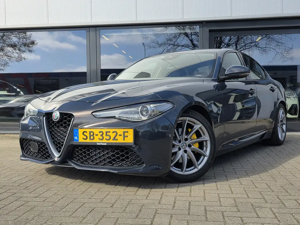 Alfa Romeo Giulia