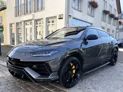 Lamborghini Urus S *PANO*AKRAPOVIC*SOFT*HUD*MASSAGE*AHK*