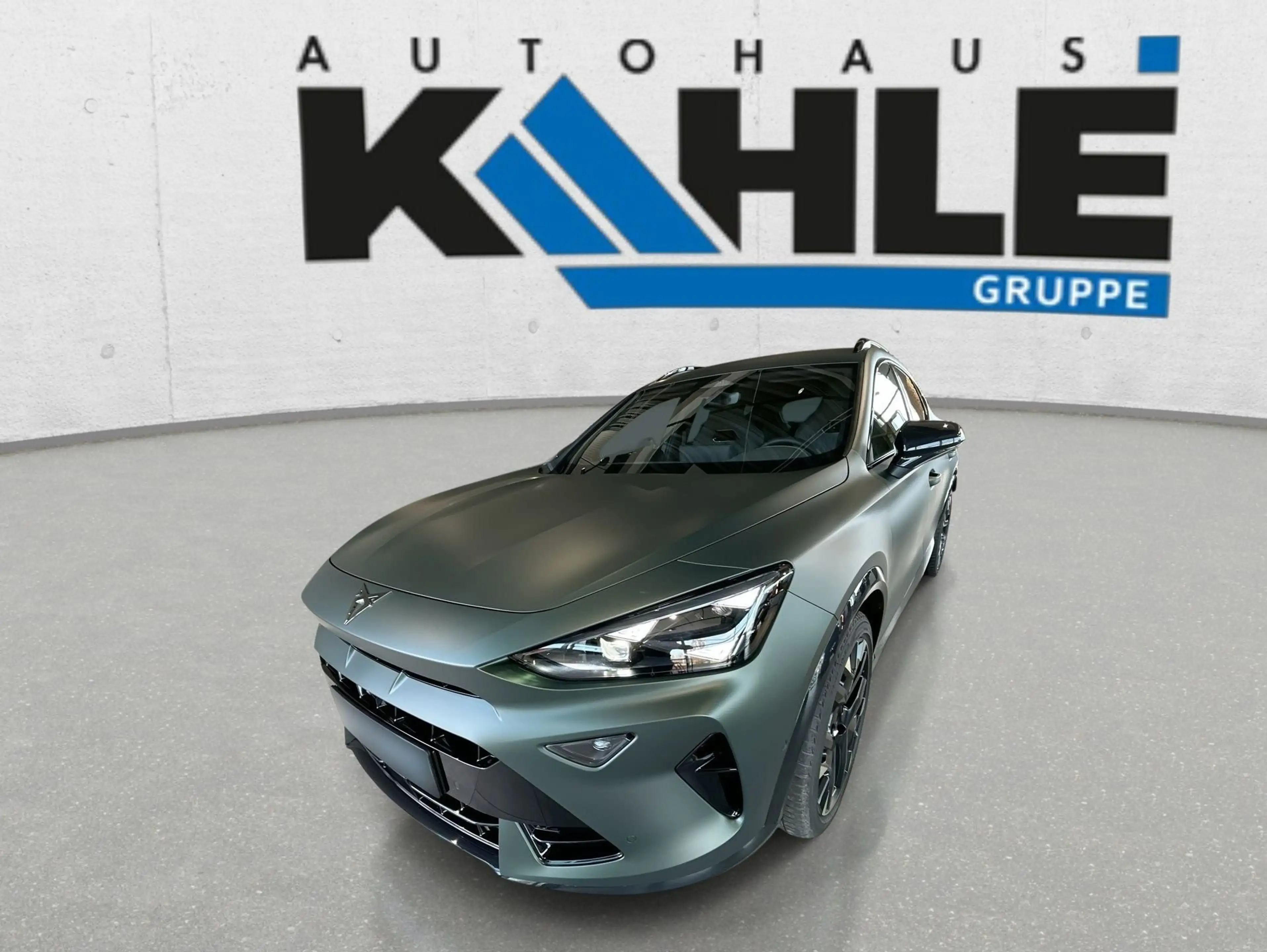 CUPRA Formentor 2.0 TSI 4Drive VZ W Matrix ACC LED RFK — photo 2