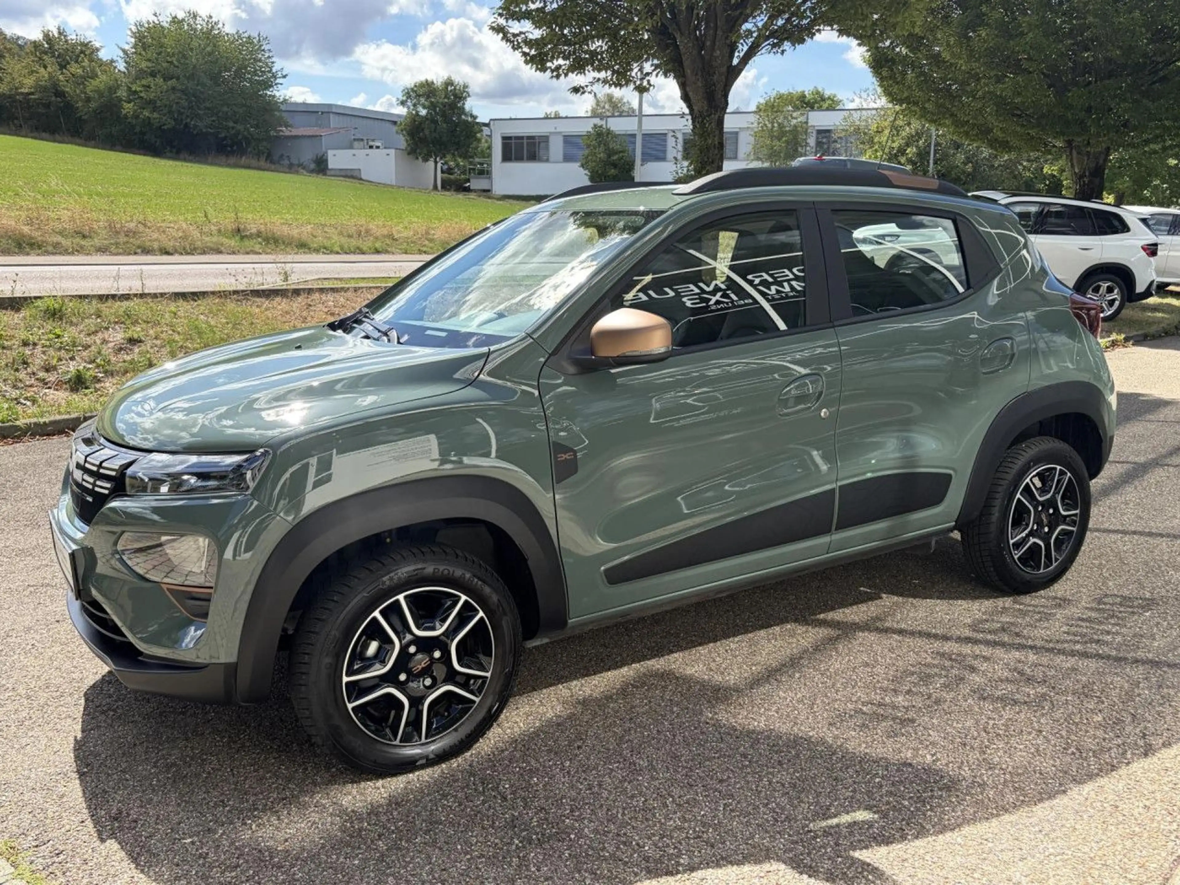 Dacia Spring EXTREME Navi Klima Kamera Radio USB PDC — photo 3