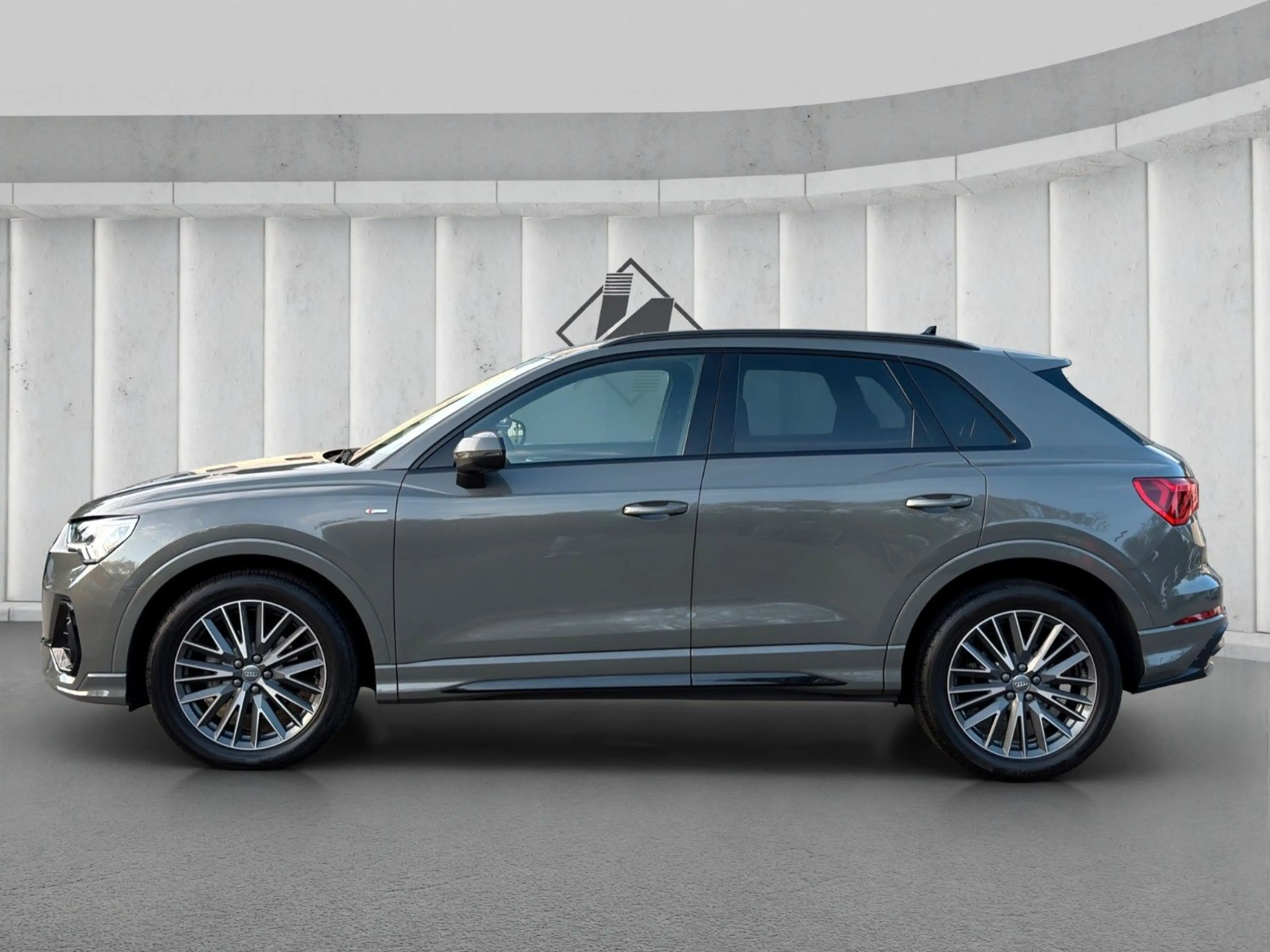 Audi Q3 35 TFSI S line**ViCo*AHK*SHZ*LED*Navi** — photo 8