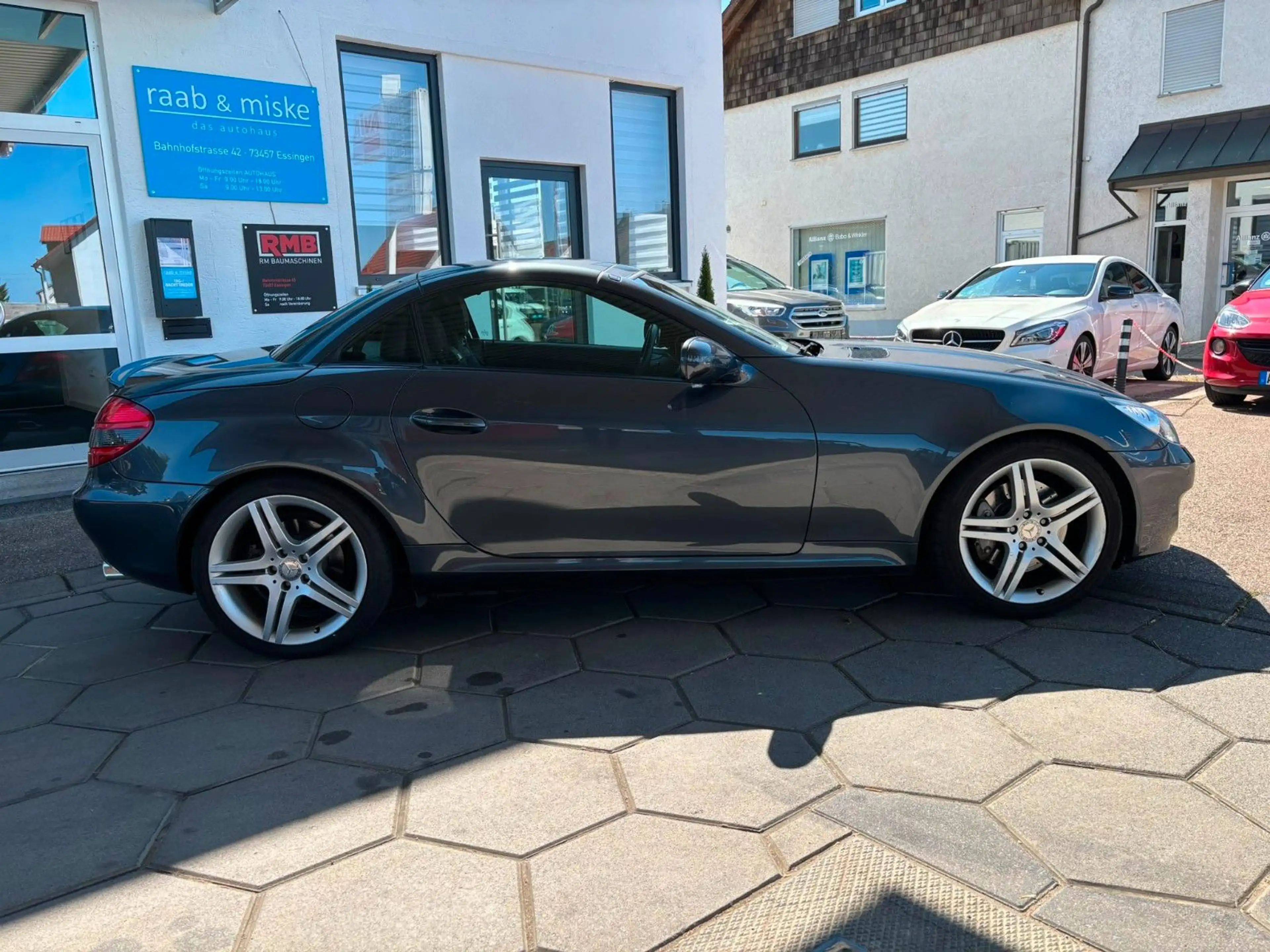 Mercedes-Benz SLK 200 Kompressor *AMG/Tempomat/SHZ/PDC* — photo 7