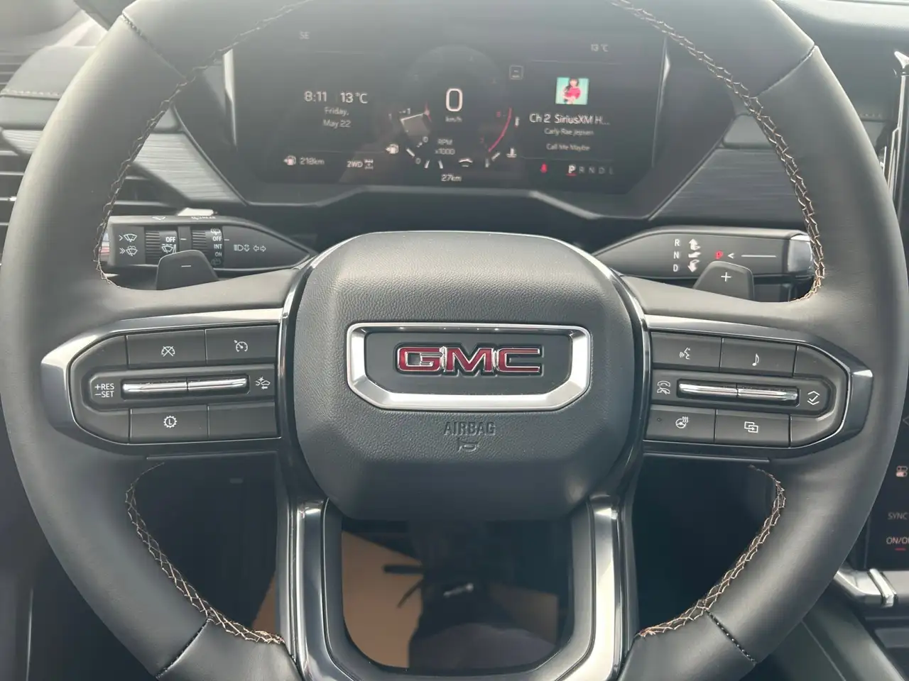 GMC Acadia снимка GMC Acadia