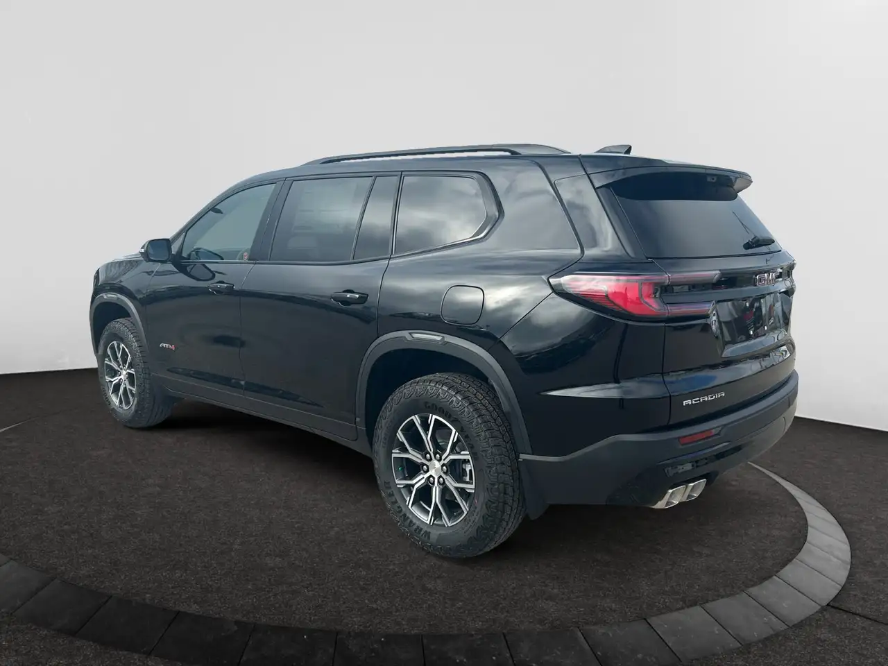 GMC Acadia снимка GMC Acadia
