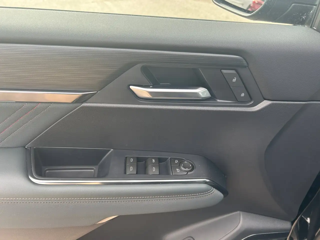 GMC Acadia снимка GMC Acadia