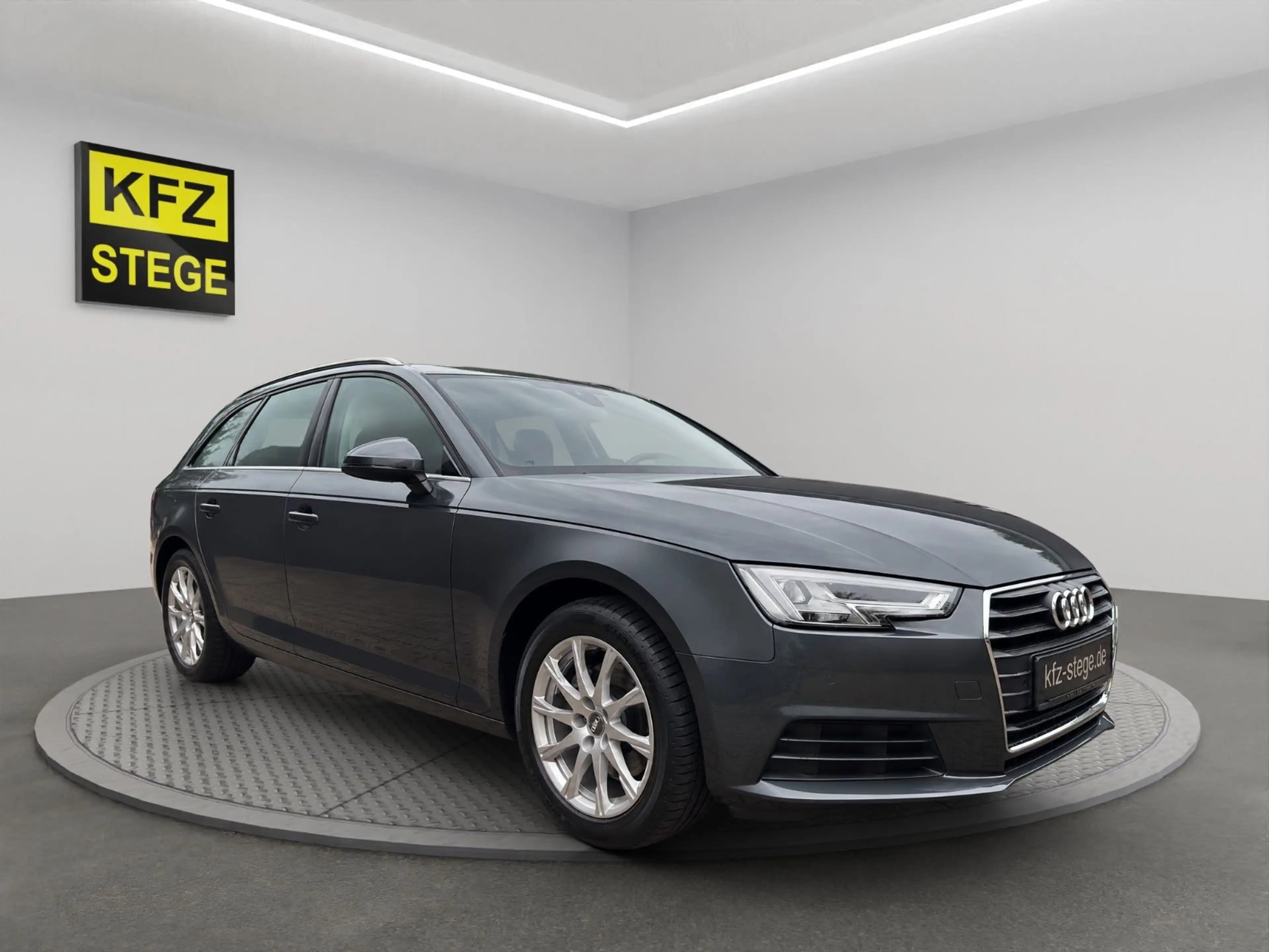 Audi A4 Avant 2.0TFSI ultra/sport/Navi/LED/AHK/1.Hand — photo 3
