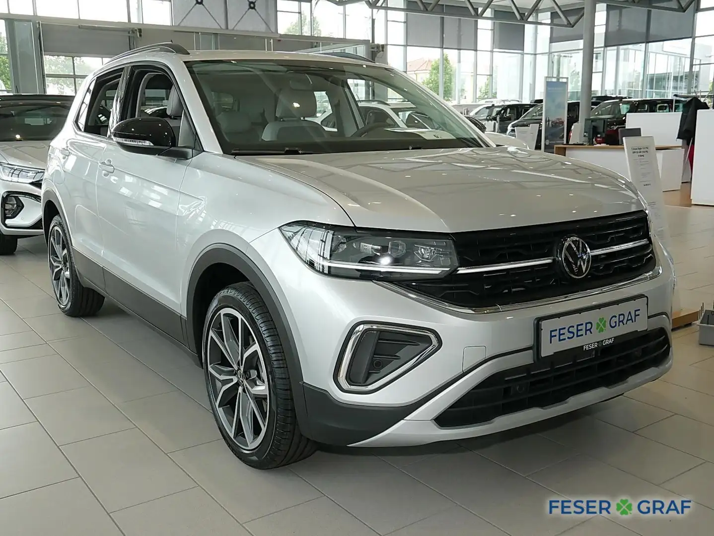 Volkswagen T-Cross Style 1.0 l TSI OPF Matrix AHK Navi Silber - 2