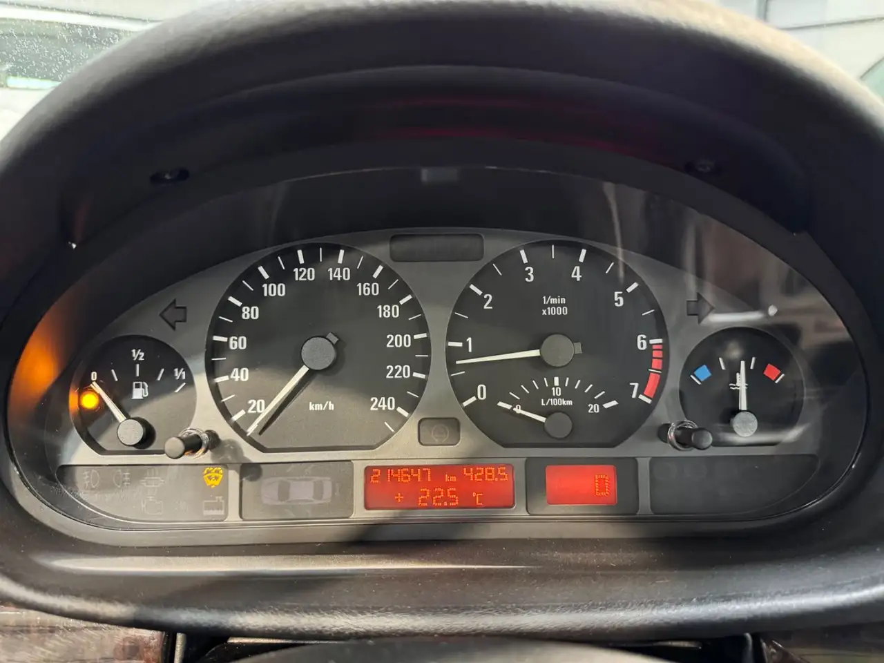 BMW 320 i E46 Lim. GLASDACH*XENON*KLIMA*KLIMA*LEDER, foto 9