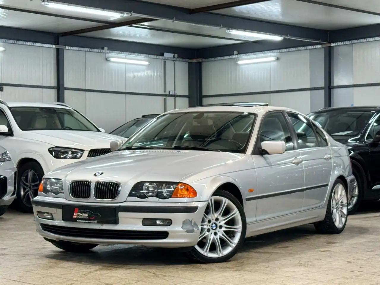 BMW 320 i E46 Lim. GLASDACH*XENON*KLIMA*KLIMA*LEDER, foto 3