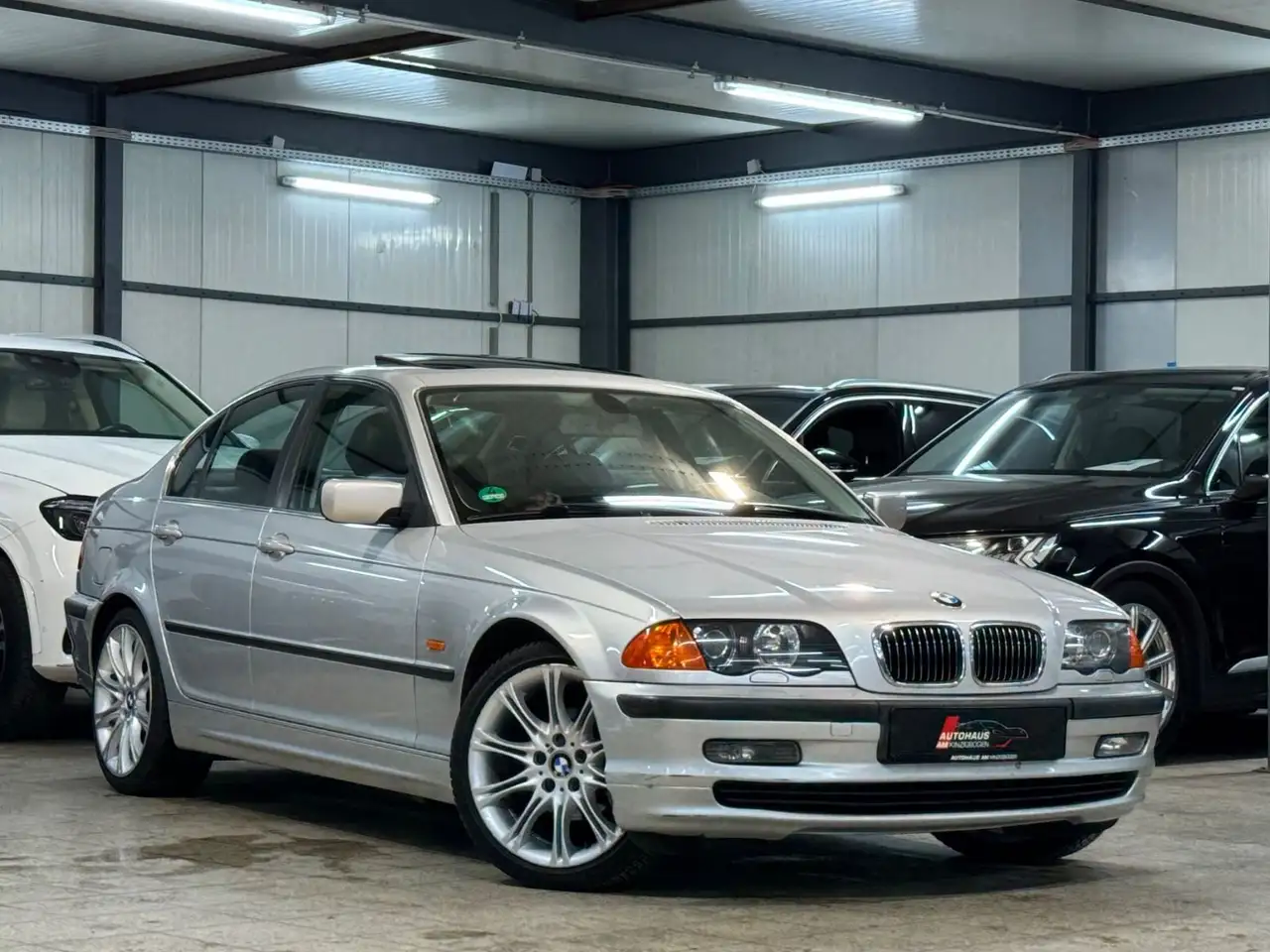 BMW 320 i E46 Lim. GLASDACH*XENON*KLIMA*KLIMA*LEDER, foto 1