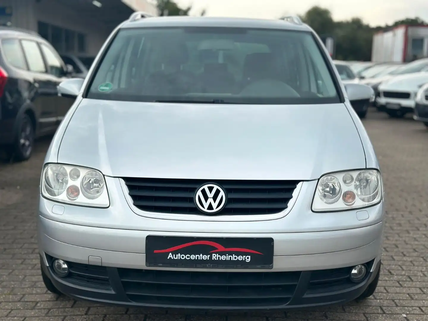 Volkswagen Touran Trendline Aut. Klima Tüv Silber - 2