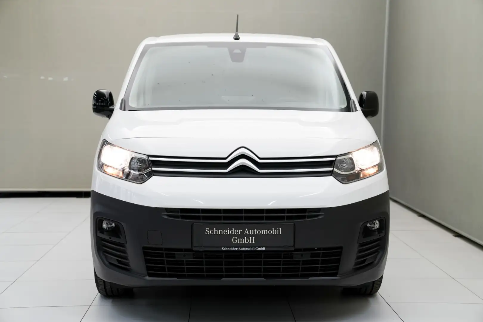 Citroen Berlingo 1.5 BlueHDi 100 FAP Live M Weiß - 2