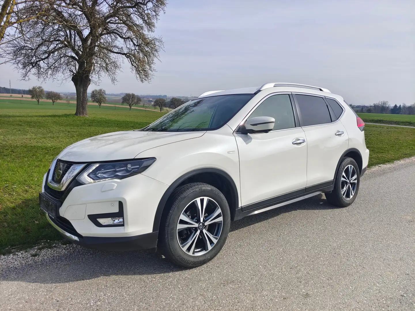 Nissan X-Trail N-Connecta FACELIFT Weiß - 1