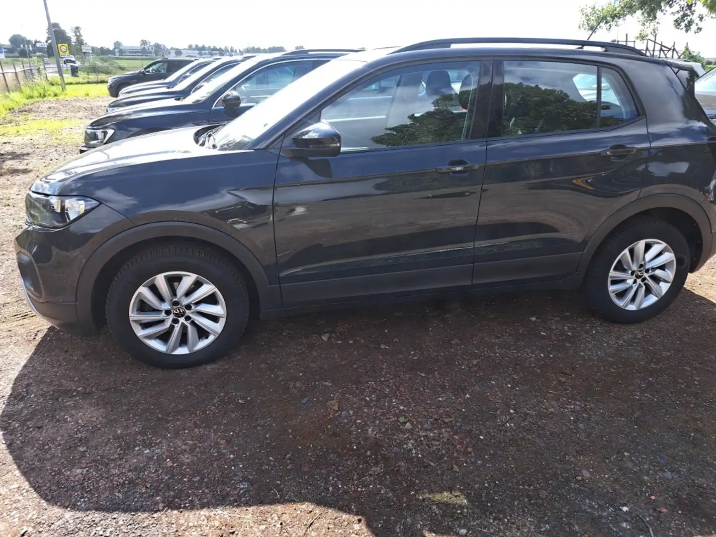Volkswagen T-Cross 1.0 TSI Life Business 95 Pk Apple carplay Navigati Grijs - 1