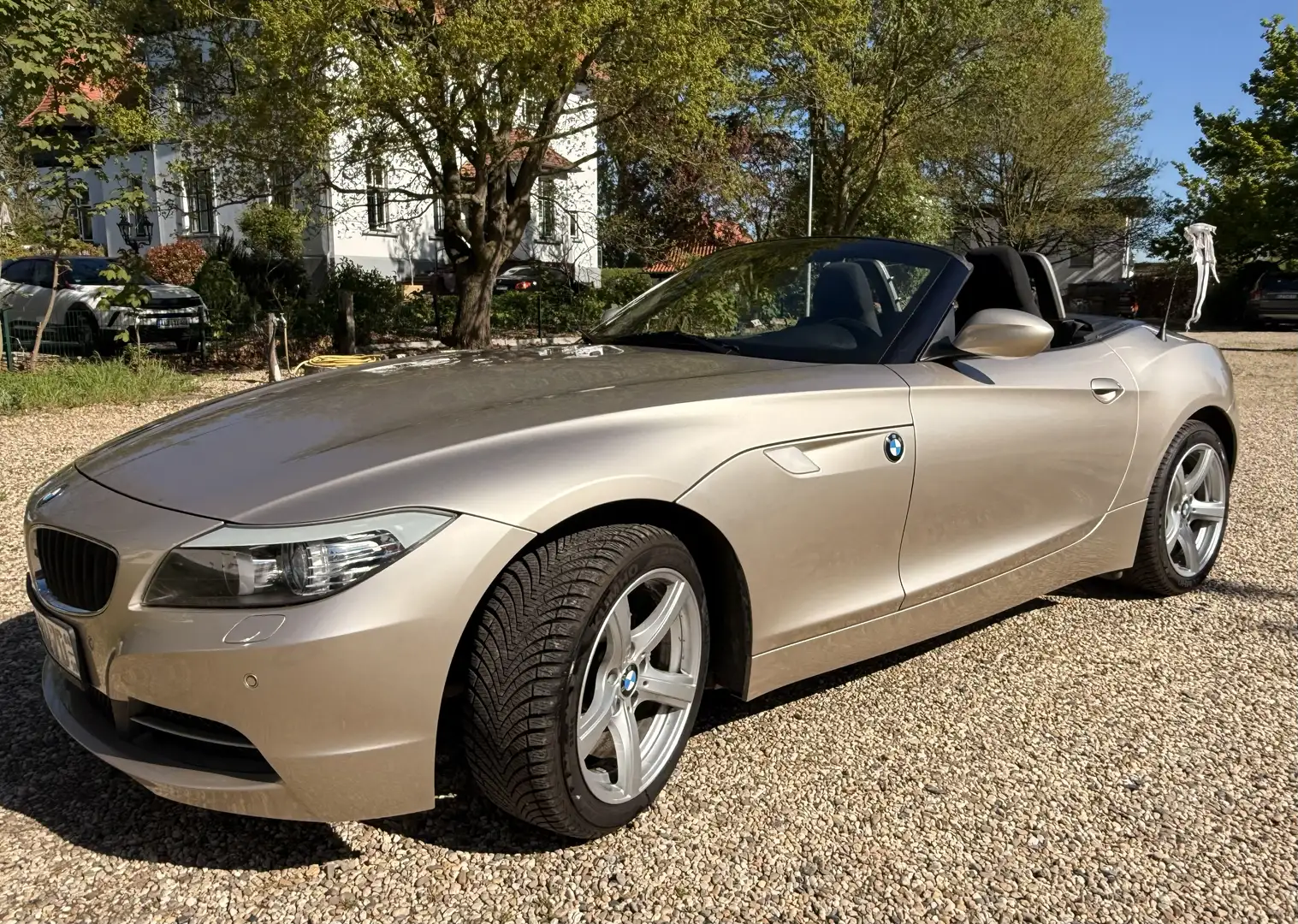 BMW Z4 BMW Z4 sDrive20i -Roadster sDrive 20i Xenon Grau - 1