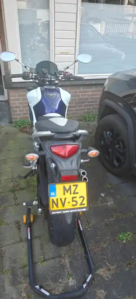 Suzuki Gladius 650 - foto 3