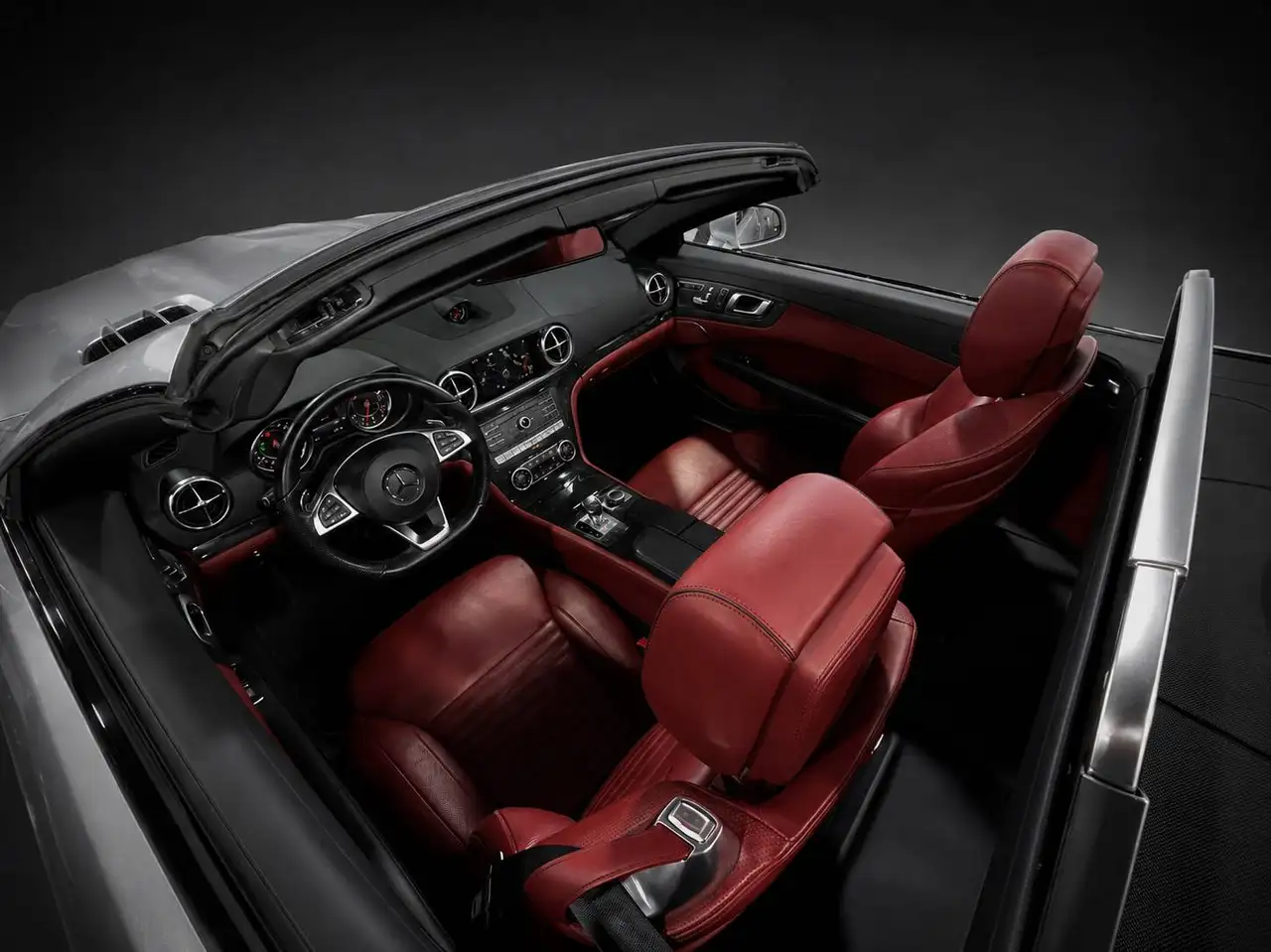 Mercedes-Benz SL снимка Mercedes-Benz SL