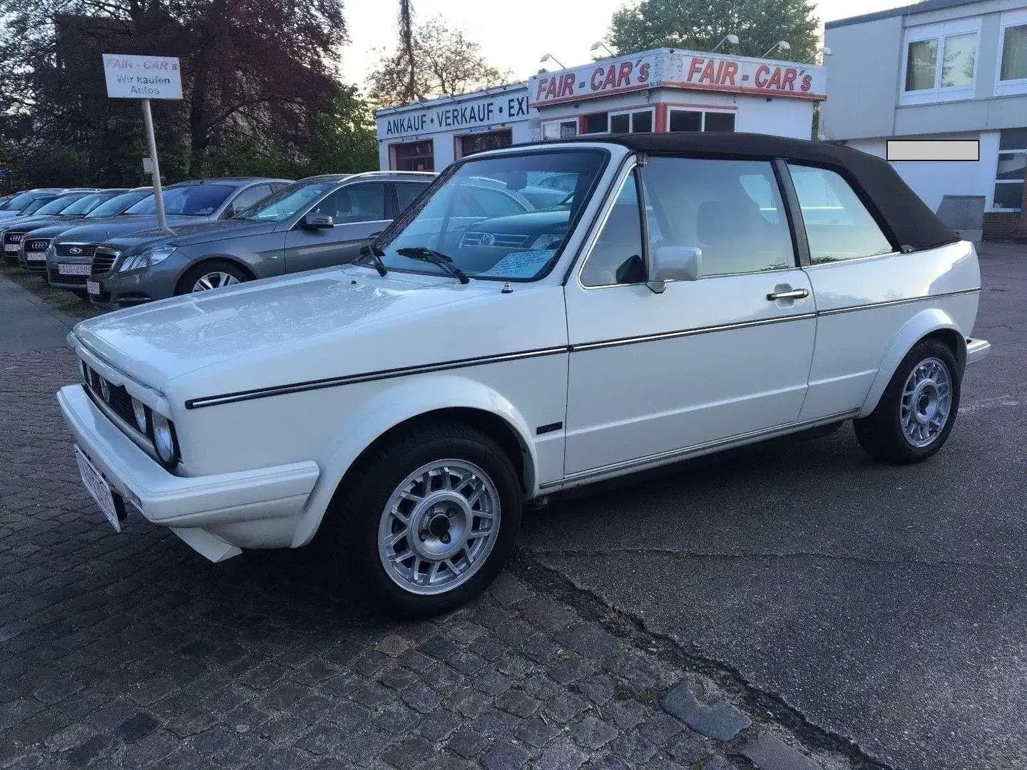 Volkswagen Golf I Cabrio Karmann Einzelstück 2.Hand Weiß - 1