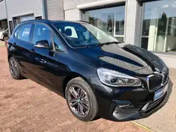 Bmw 220 Active Tourer d xDrive Sport Line/LED/Pano