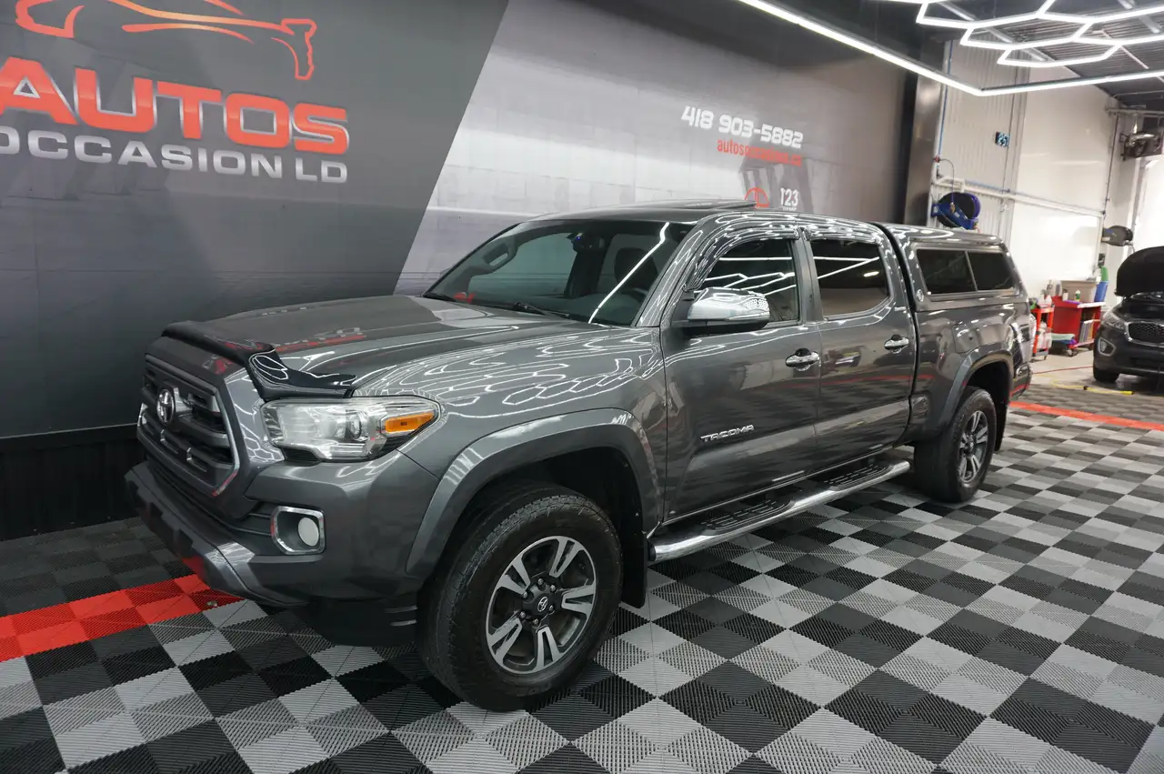 Toyota Tacoma photo Toyota Tacoma