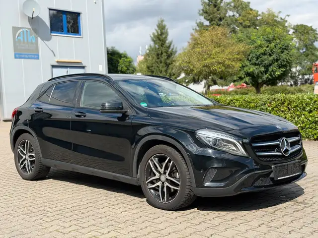 Mercedes-Benz GLA 250 4Matic*Memory*Sport*NightPaket*Totwinkel