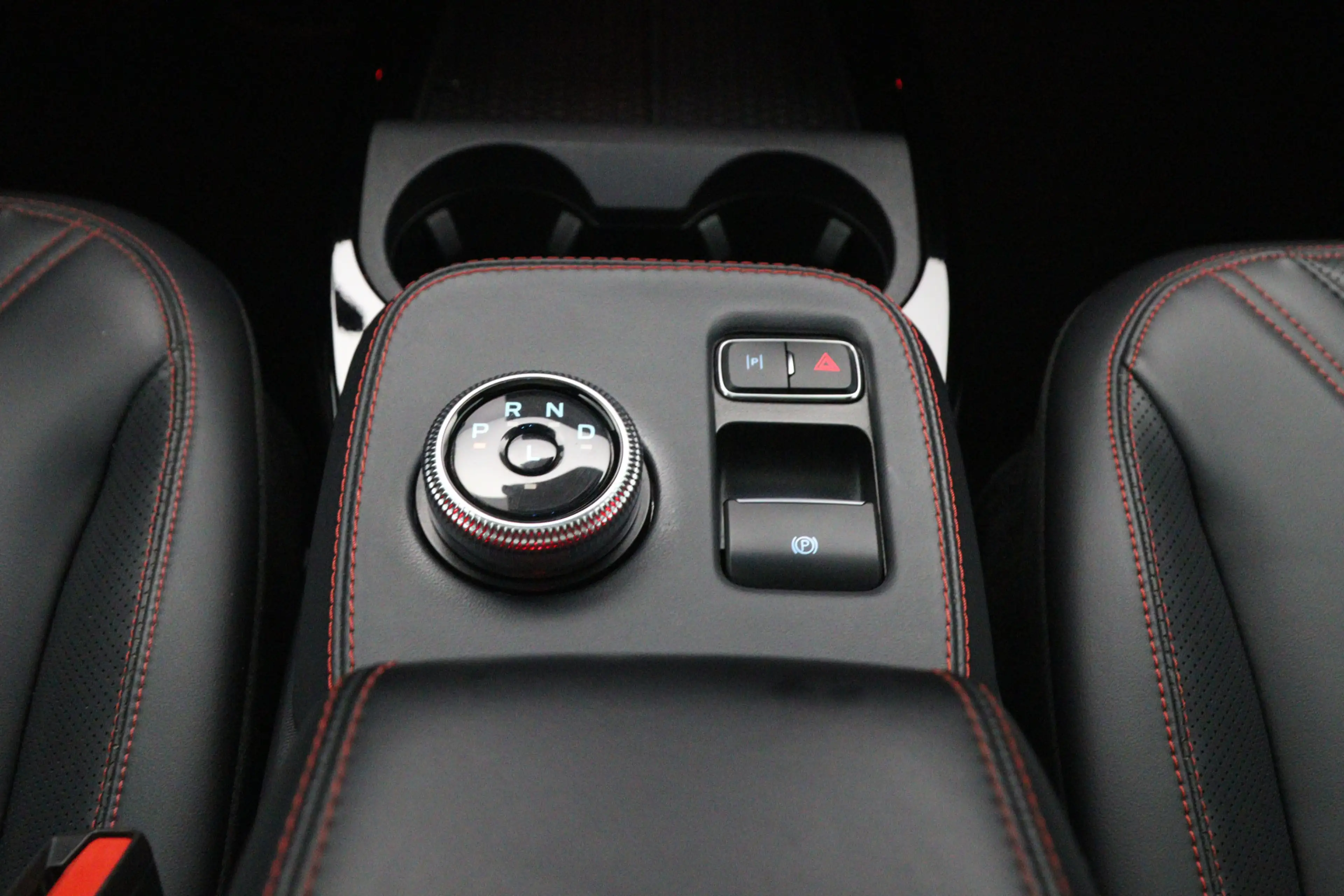 Ford Mustang Mach-E Premium AWD 270 PK 75 kWh , SOH 95 %, Panoramadak, — photo 9