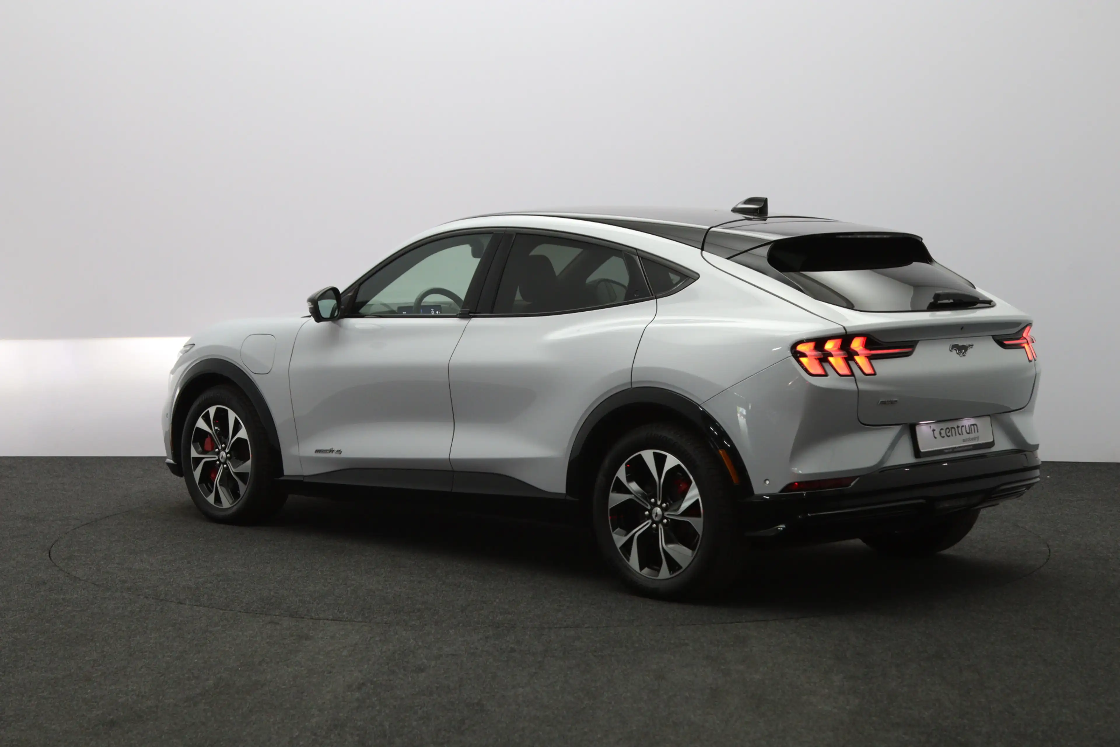 Ford Mustang Mach-E Premium AWD 270 PK 75 kWh , SOH 95 %, Panoramadak, — photo 10