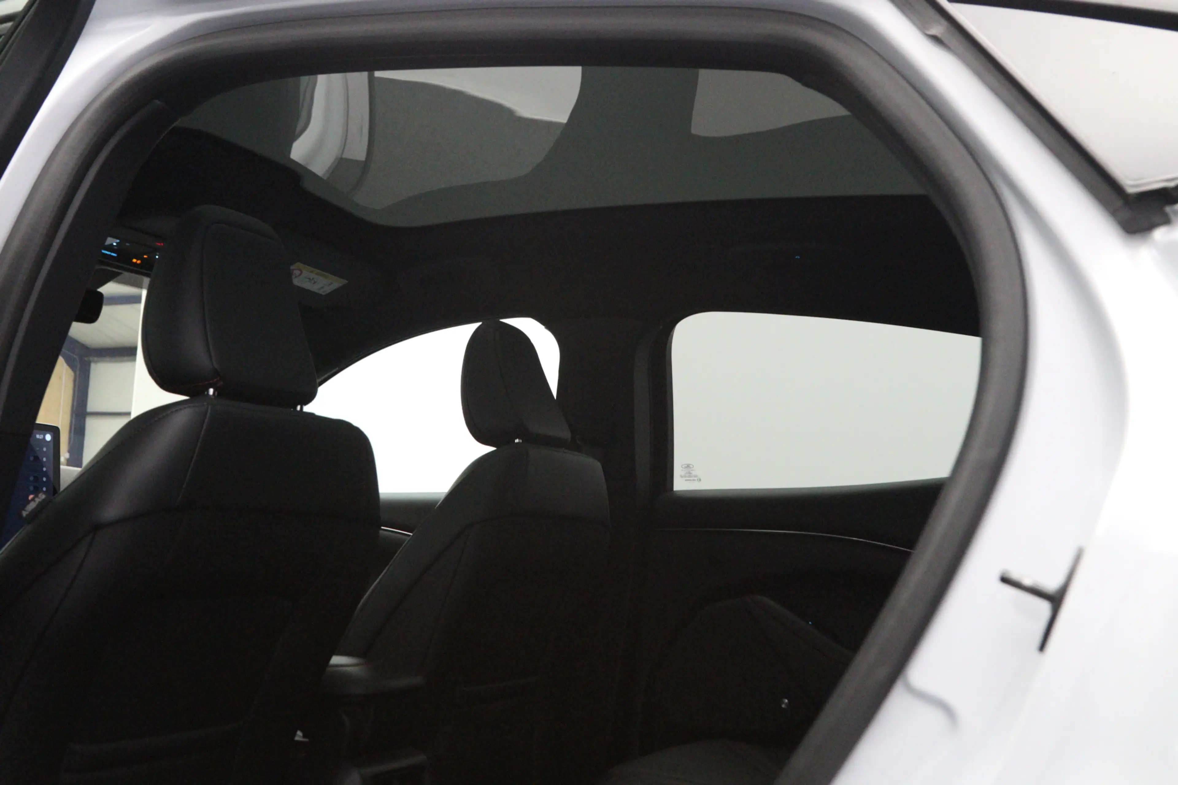Ford Mustang Mach-E Premium AWD 270 PK 75 kWh , SOH 95 %, Panoramadak, — photo 17