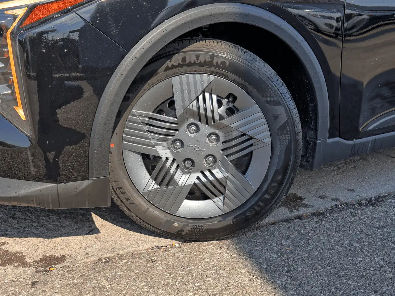 Kia K4 снимка Kia K4
