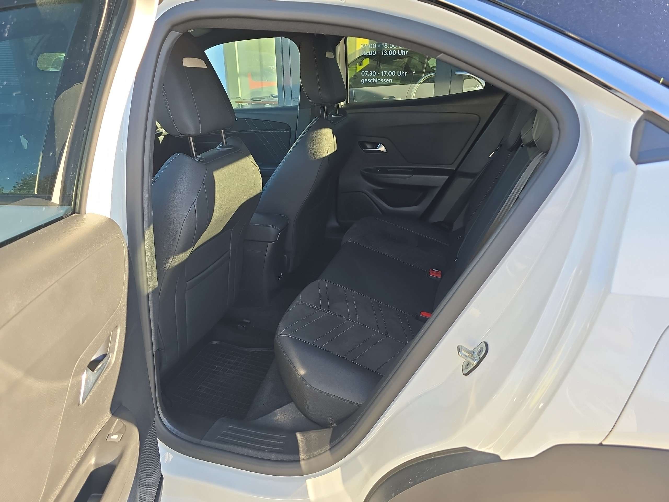 Opel Mokka E