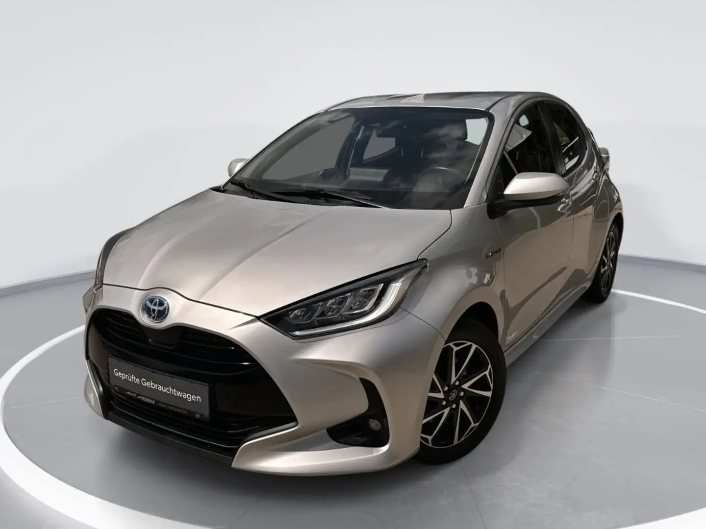 Toyota Yaris Hybrid 1.5 VVT-i Club Kamera ACC Carplay Zilver - 1