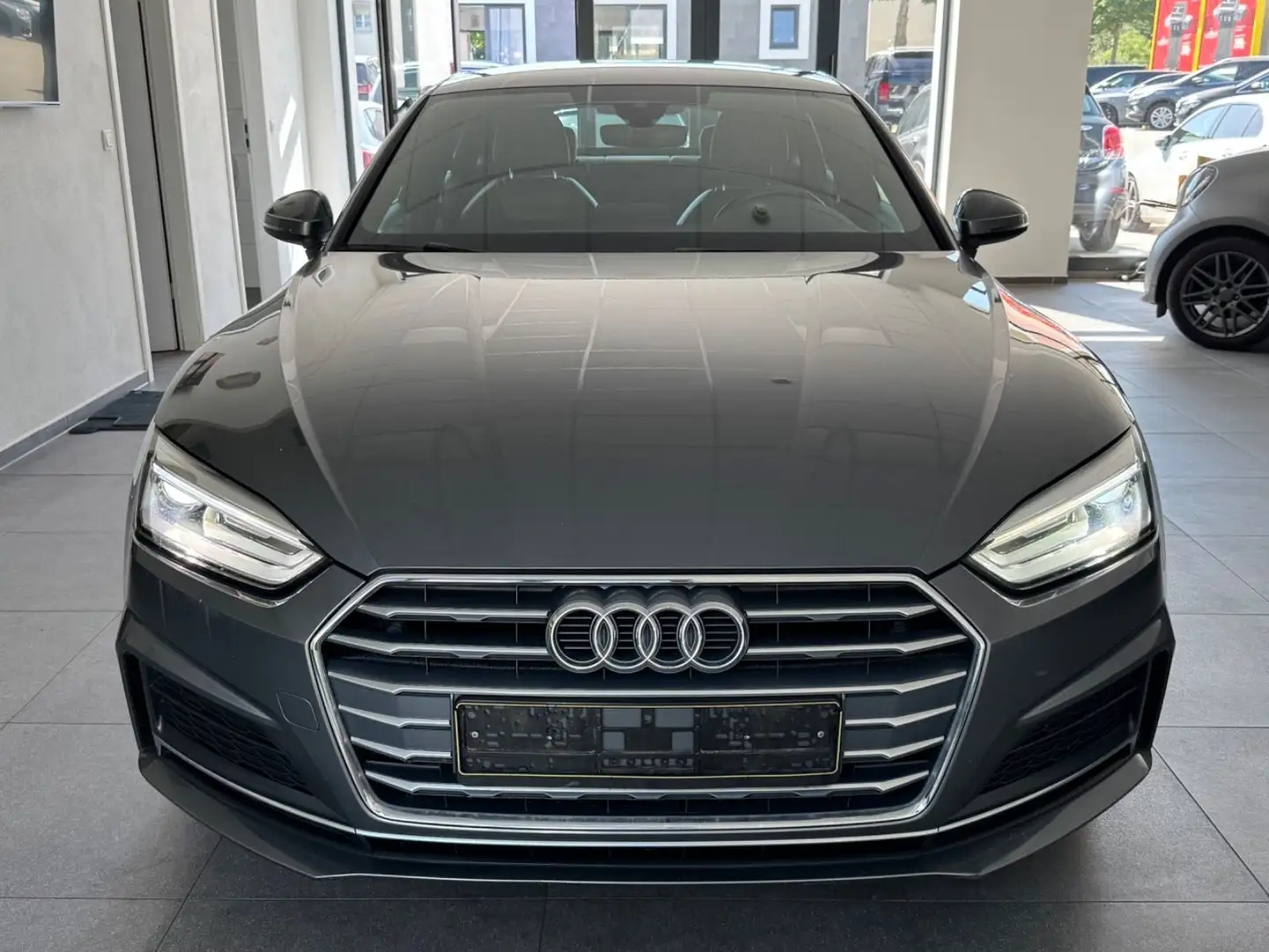 Audi A5 Sportback 40 TDI-S Line Plus-BiXenon-Navi-PDC Gris - 2