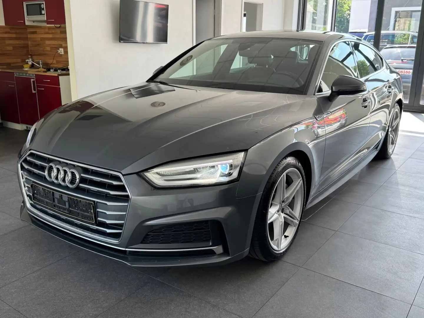 Audi A5 Sportback 40 TDI-S Line Plus-BiXenon-Navi-PDC Gris - 1