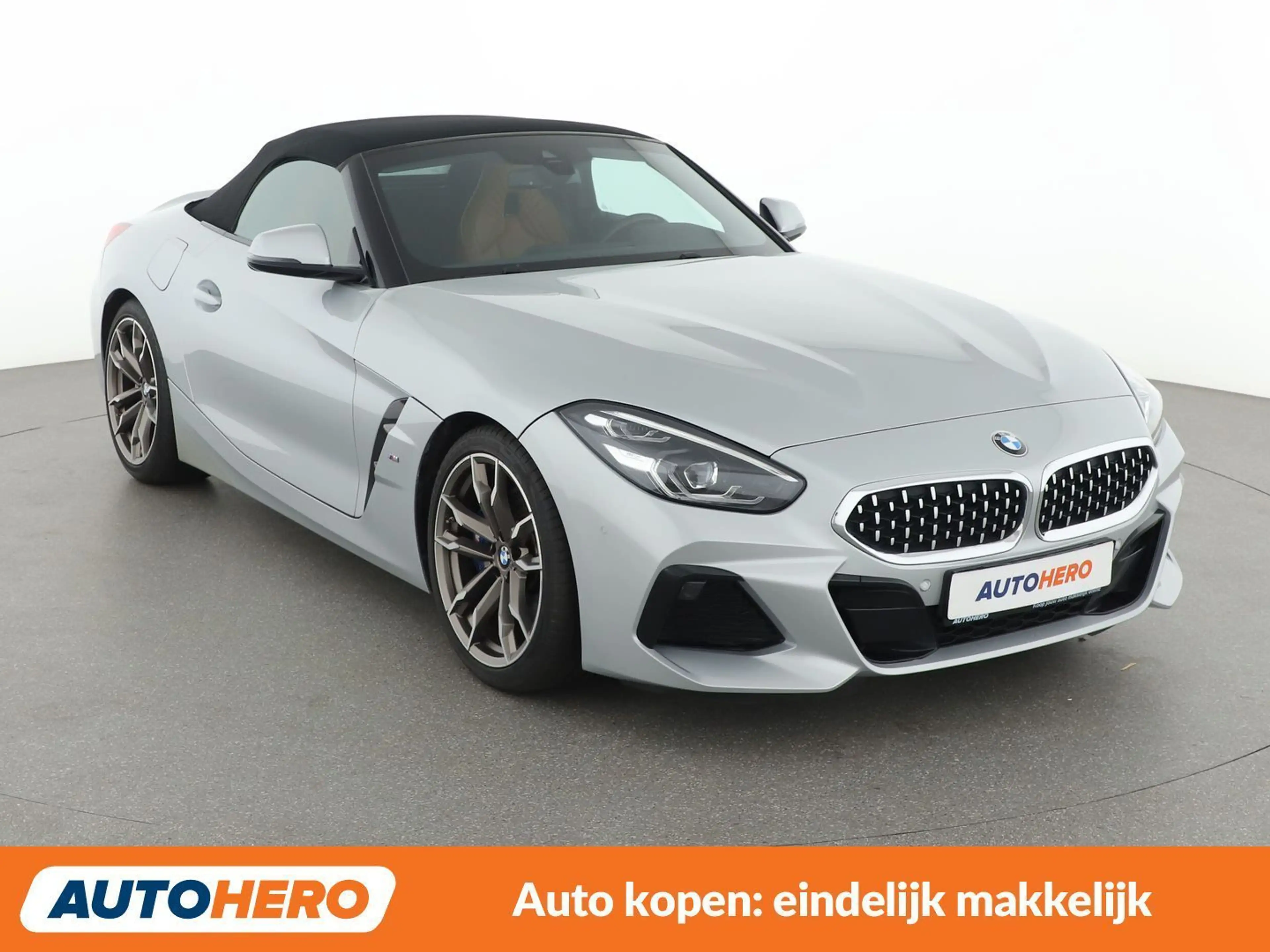 BMW Z4 sDrive 30i M Sport — photo 8