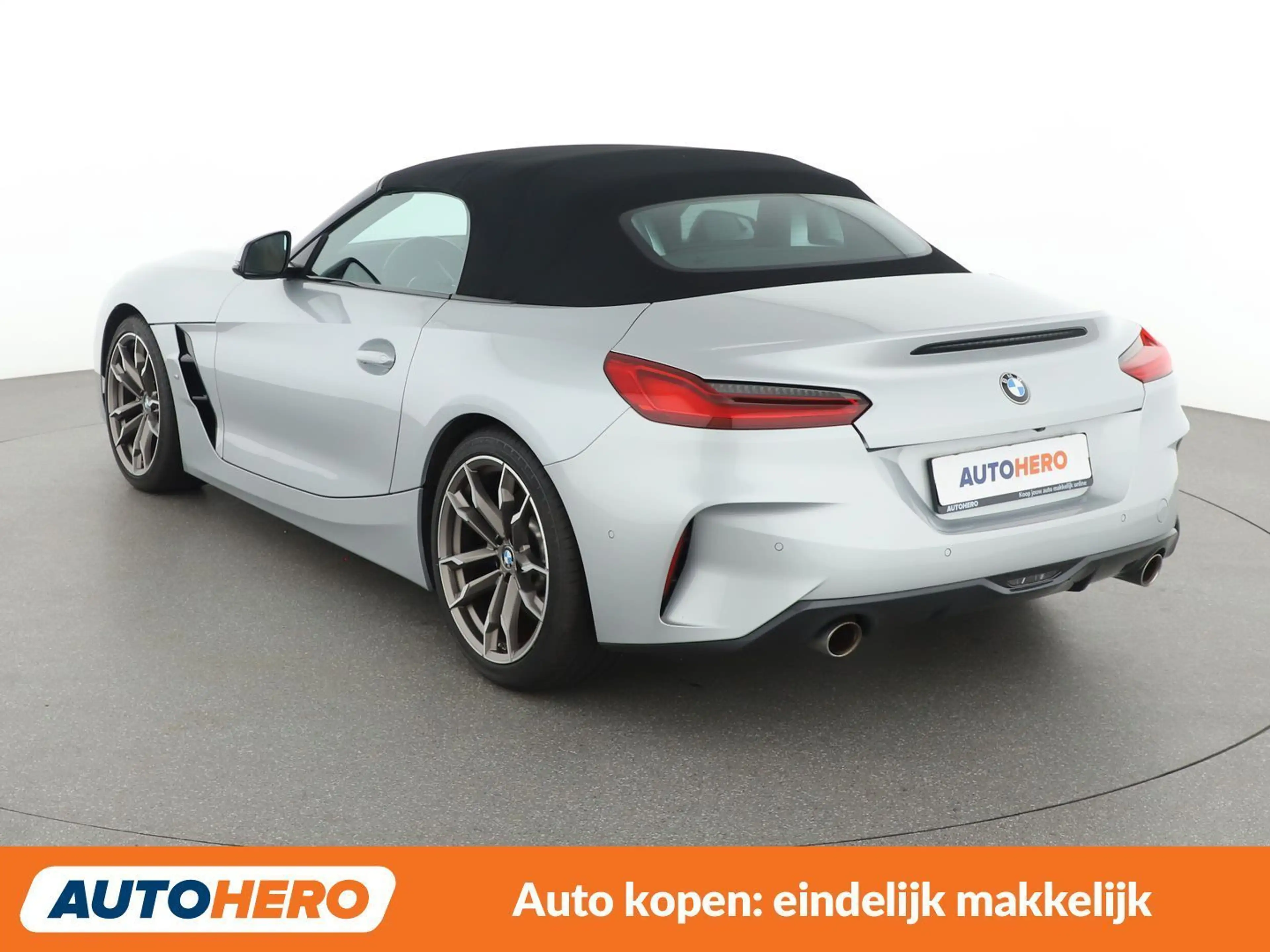 BMW Z4 sDrive 30i M Sport — photo 4