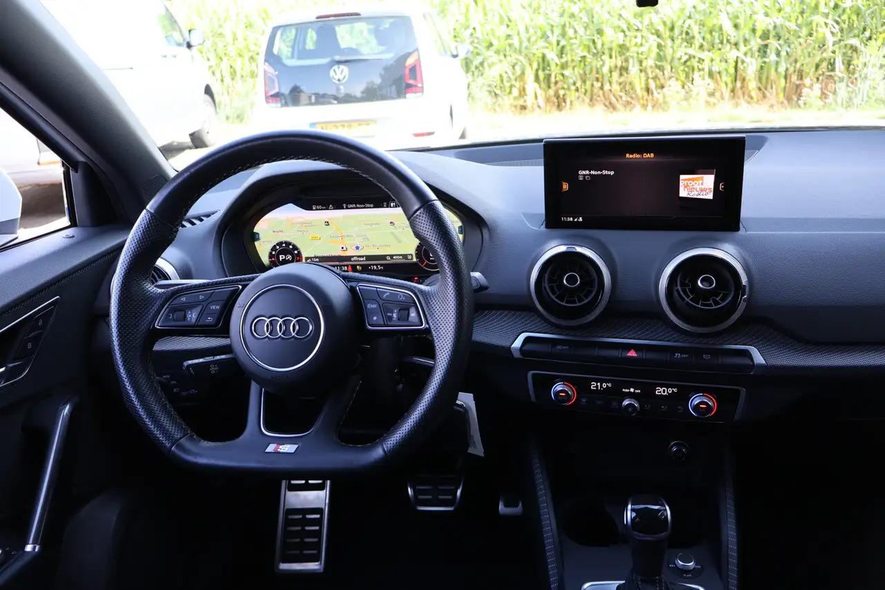 Audi Q2 35 TFS Autom, S-line , Virtual cockpit, Carplay, s, миниатюра 2