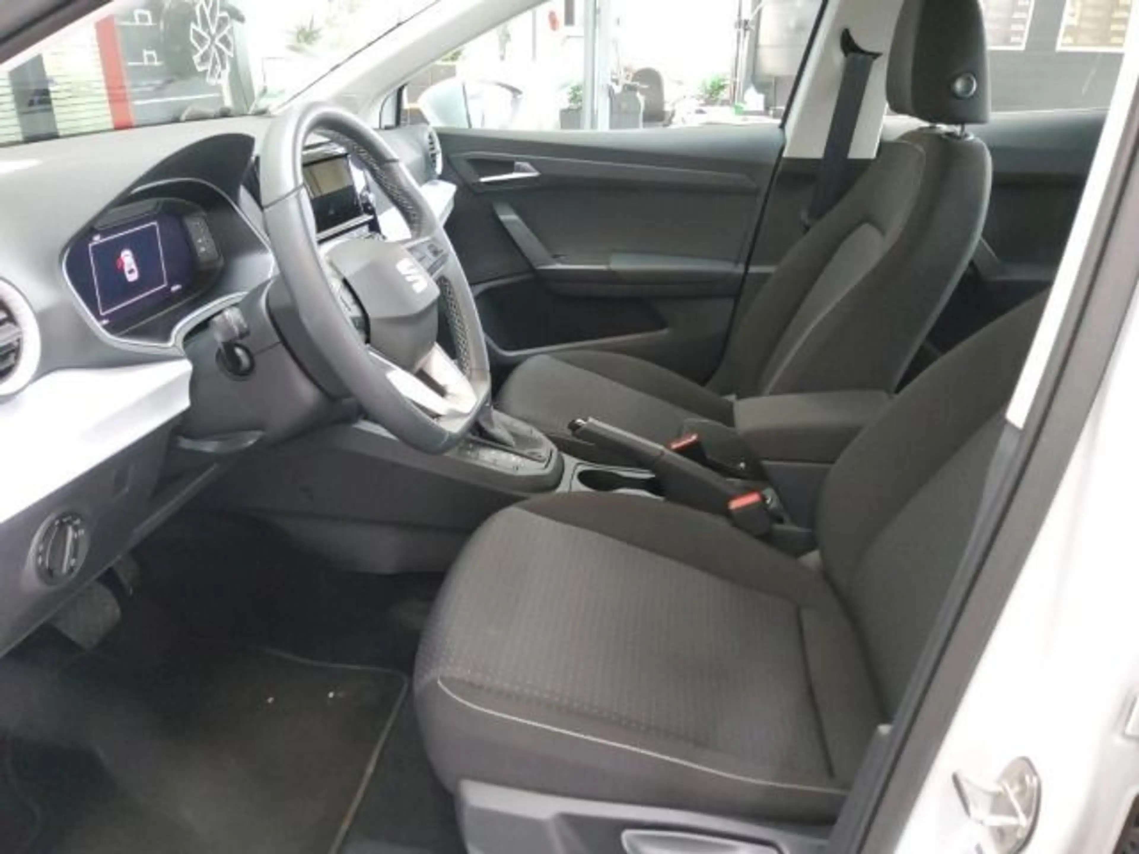SEAT Ibiza 1.0 TSI Style Edition OPF (EURO 6e) — photo 3