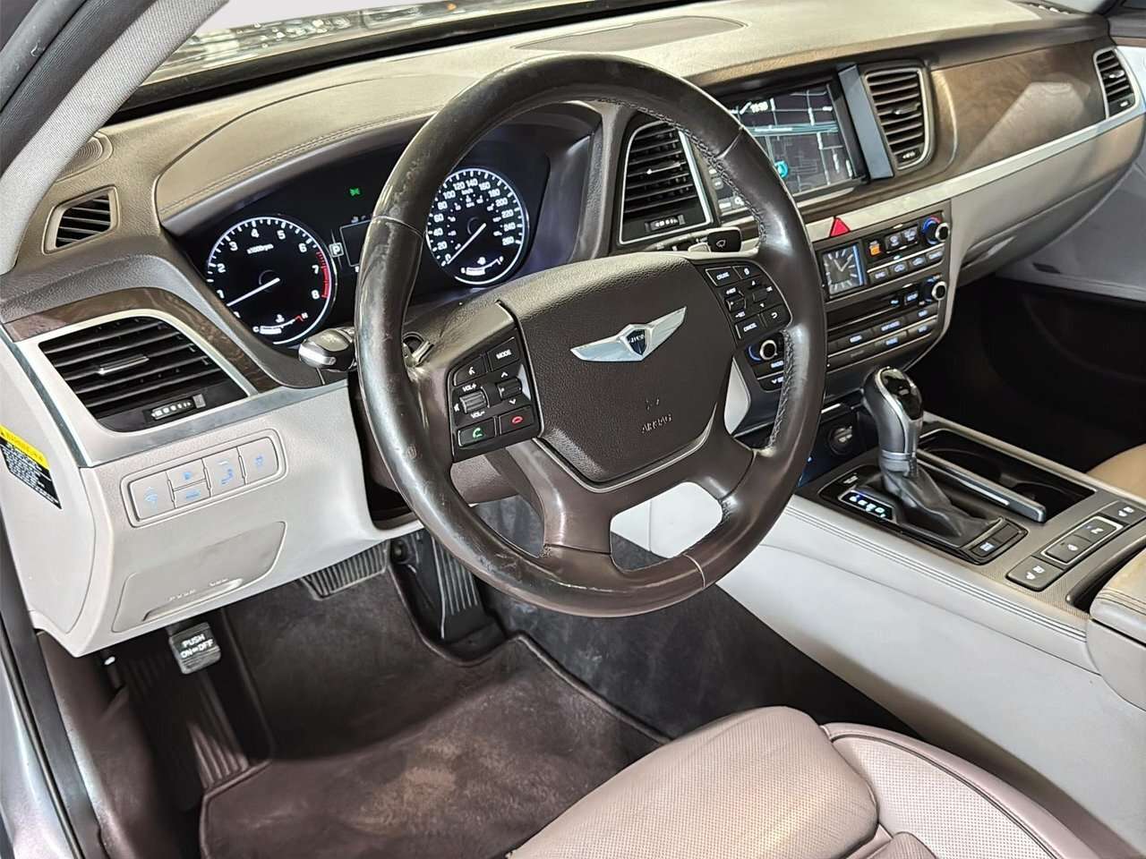 2015 Hyundai Genesis LUXURY TOIT OUVRANT GPS CARPLAY SIEGES CHAUFFANTS — снимка 1