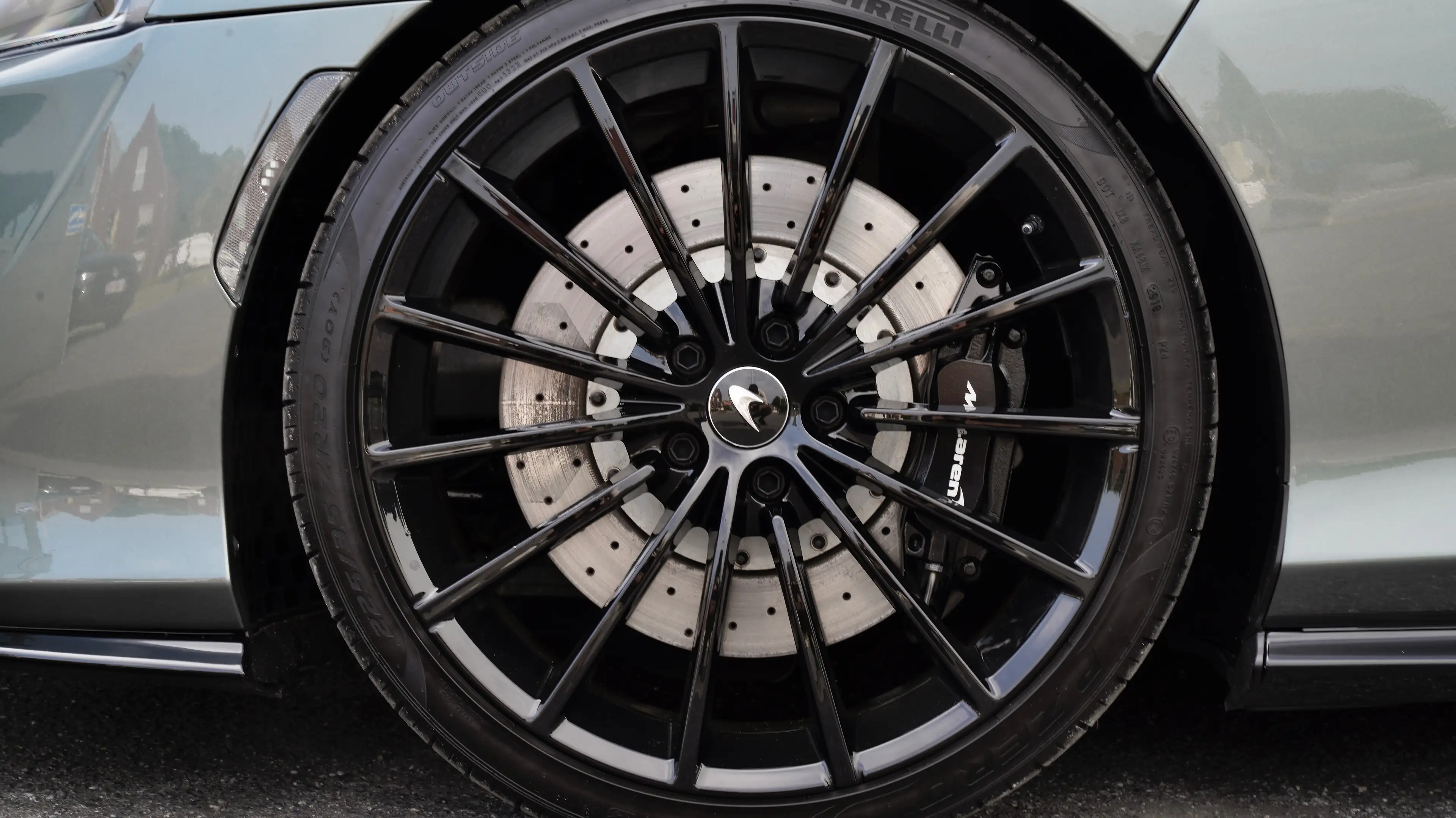 McLaren GT *BOWERS & WILKINS/PANO/LIFT/CAMERA/LED/FULL* — photo 14