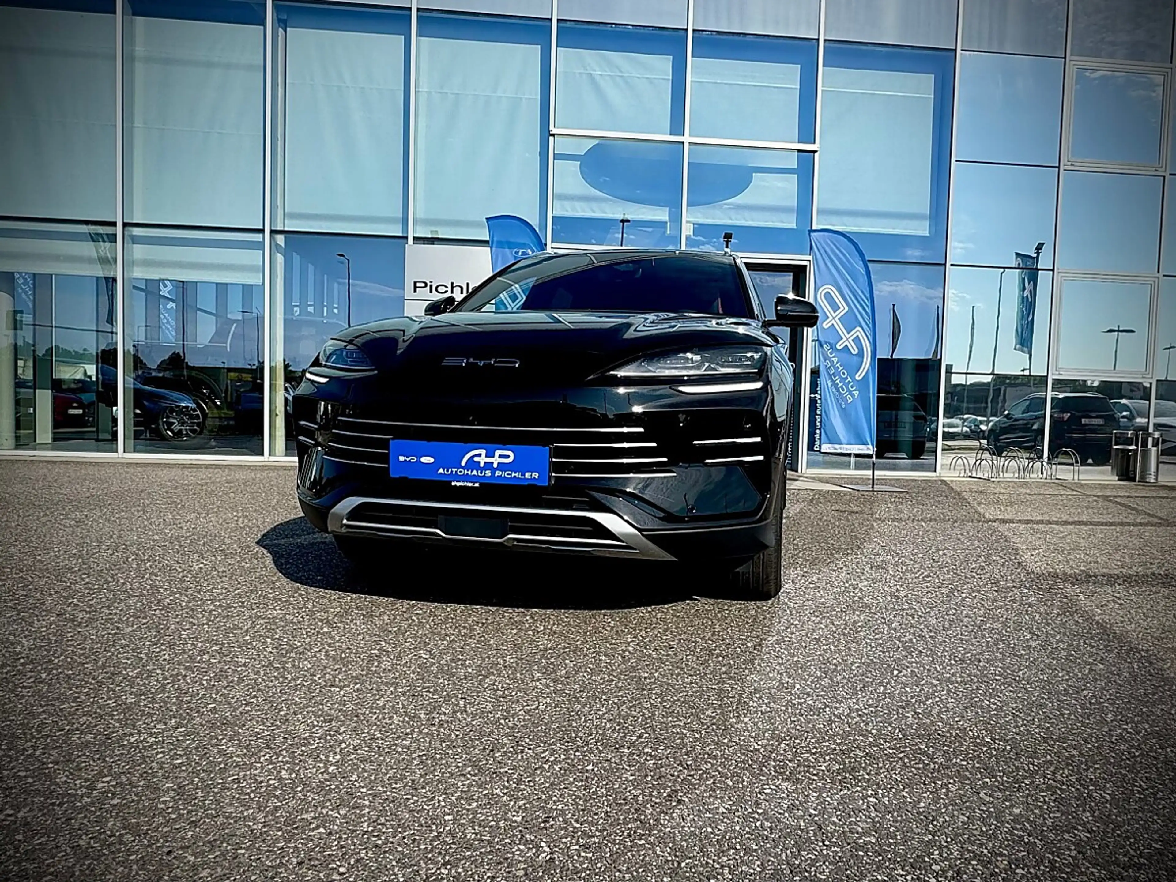 BYD Seal U DM-i PHEV 18,3kWh AWD Design LEASING AKTION — photo 2