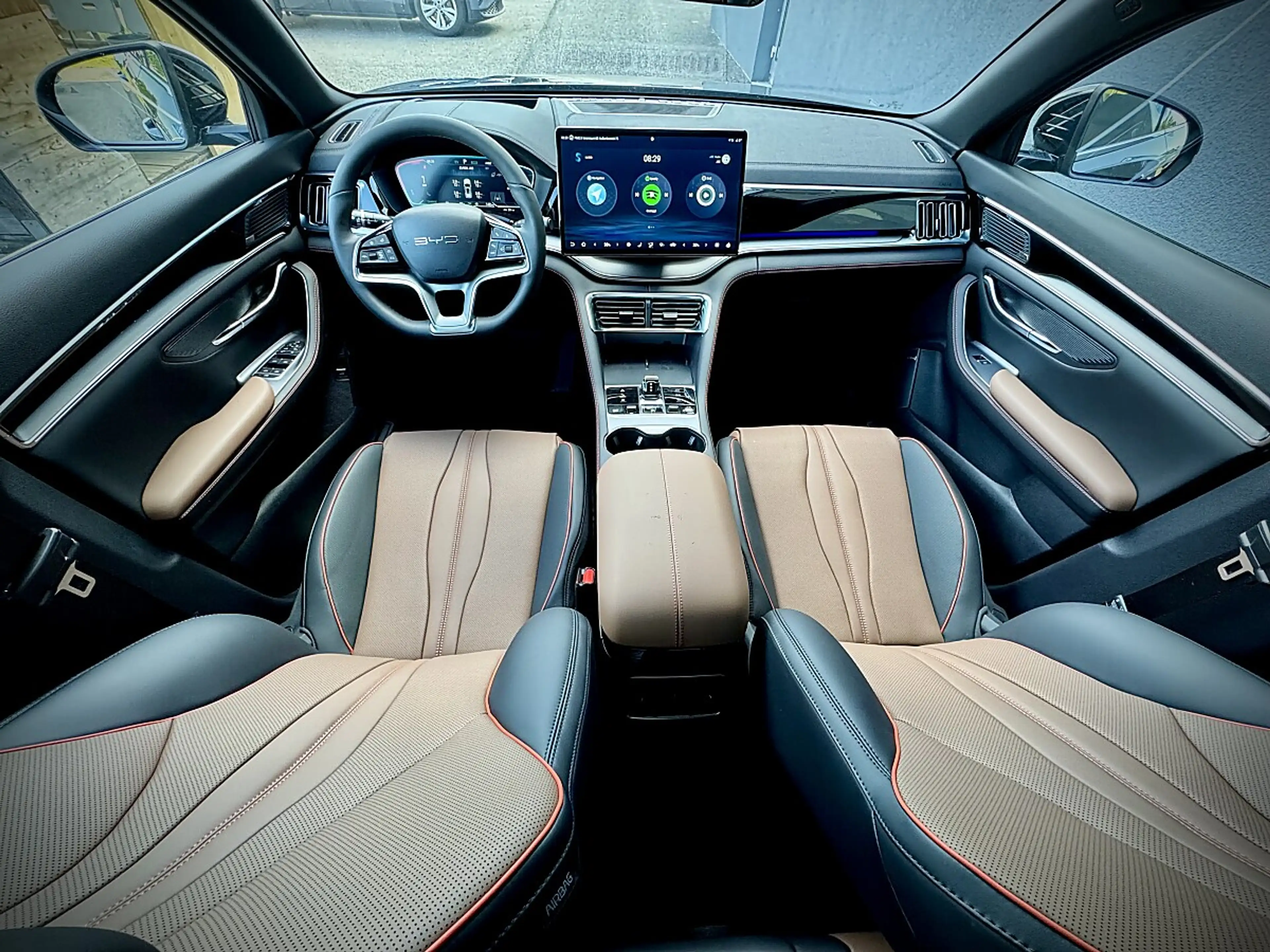 BYD Seal U DM-i PHEV 18,3kWh AWD Design LEASING AKTION — photo 9