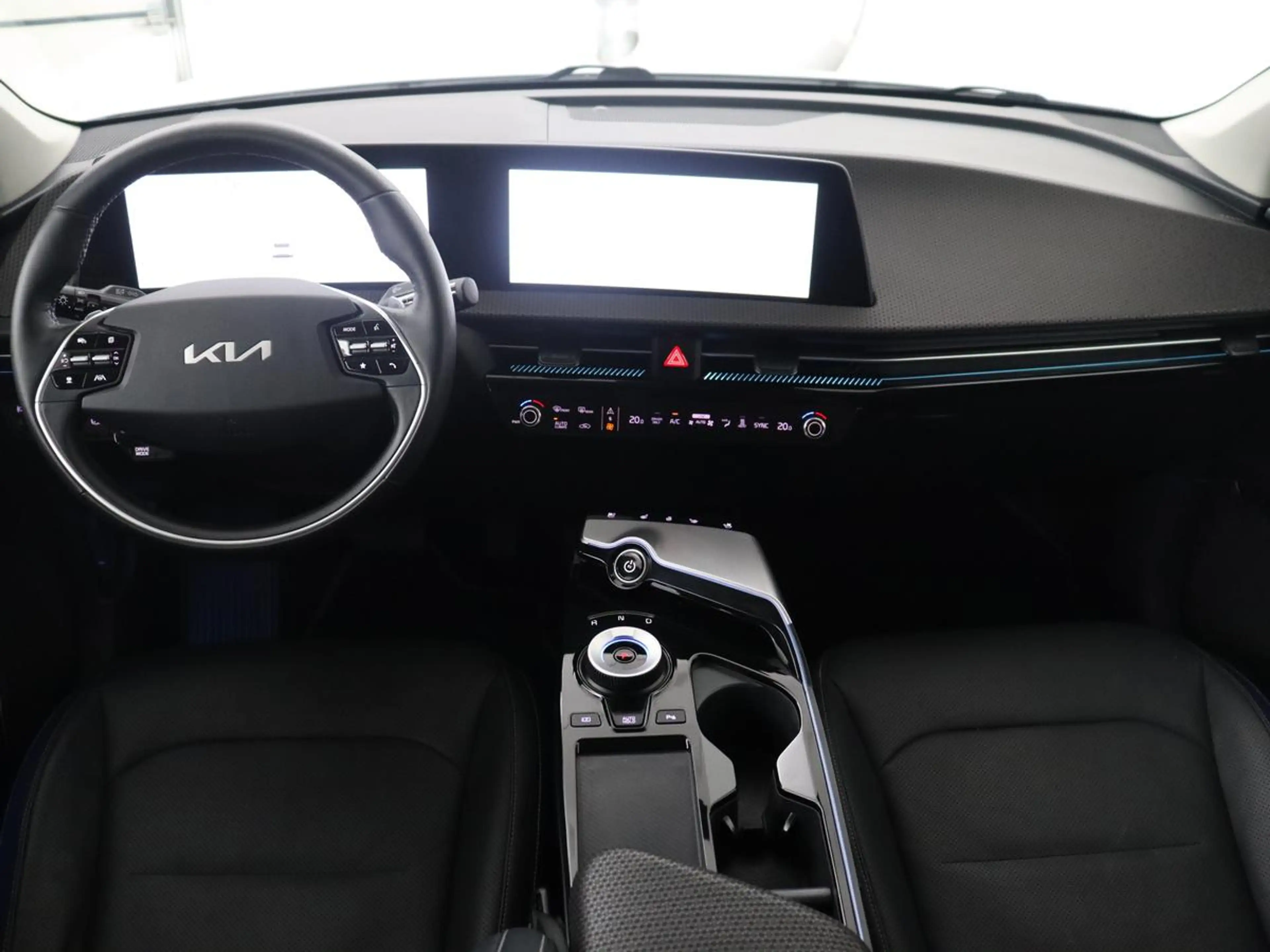 Kia EV6 Plus 77.4 kWh | SOH 93,2 | Camera | Stoelverwarmin — photo 3