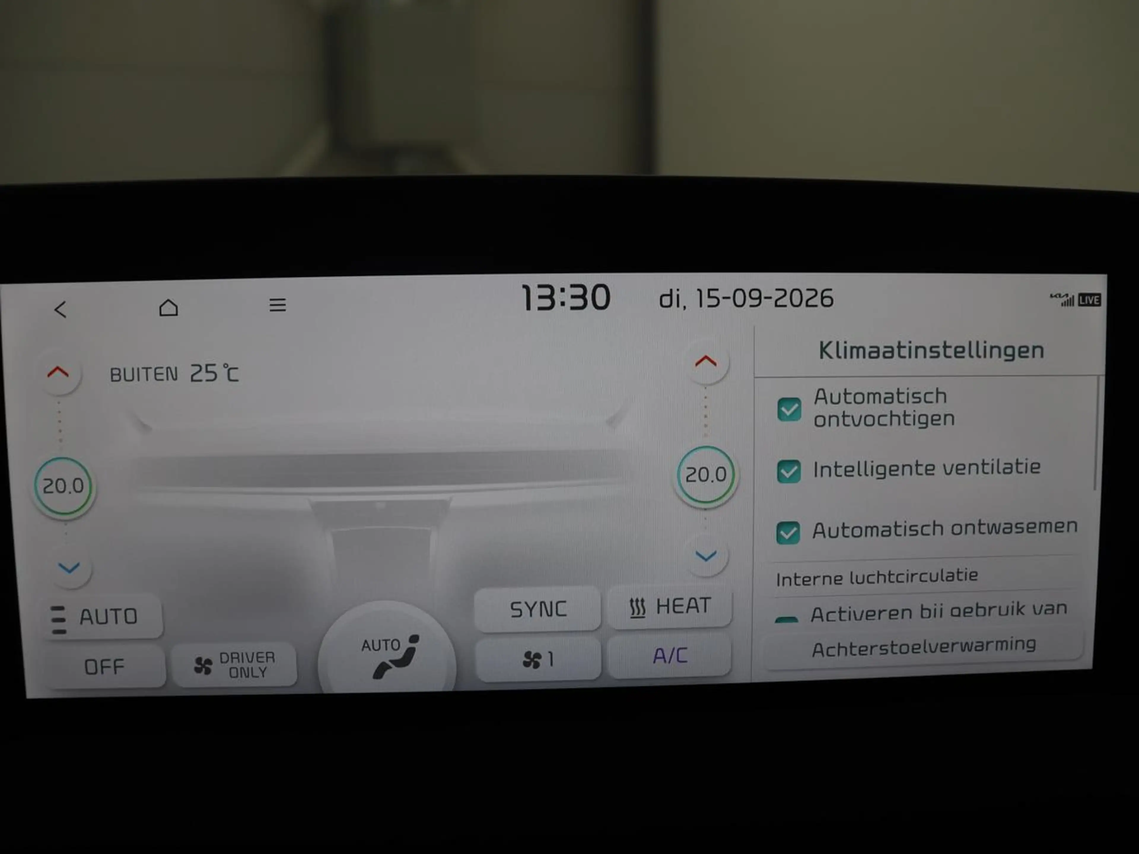 Kia EV6 Plus 77.4 kWh | SOH 93,2 | Camera | Stoelverwarmin — photo 28