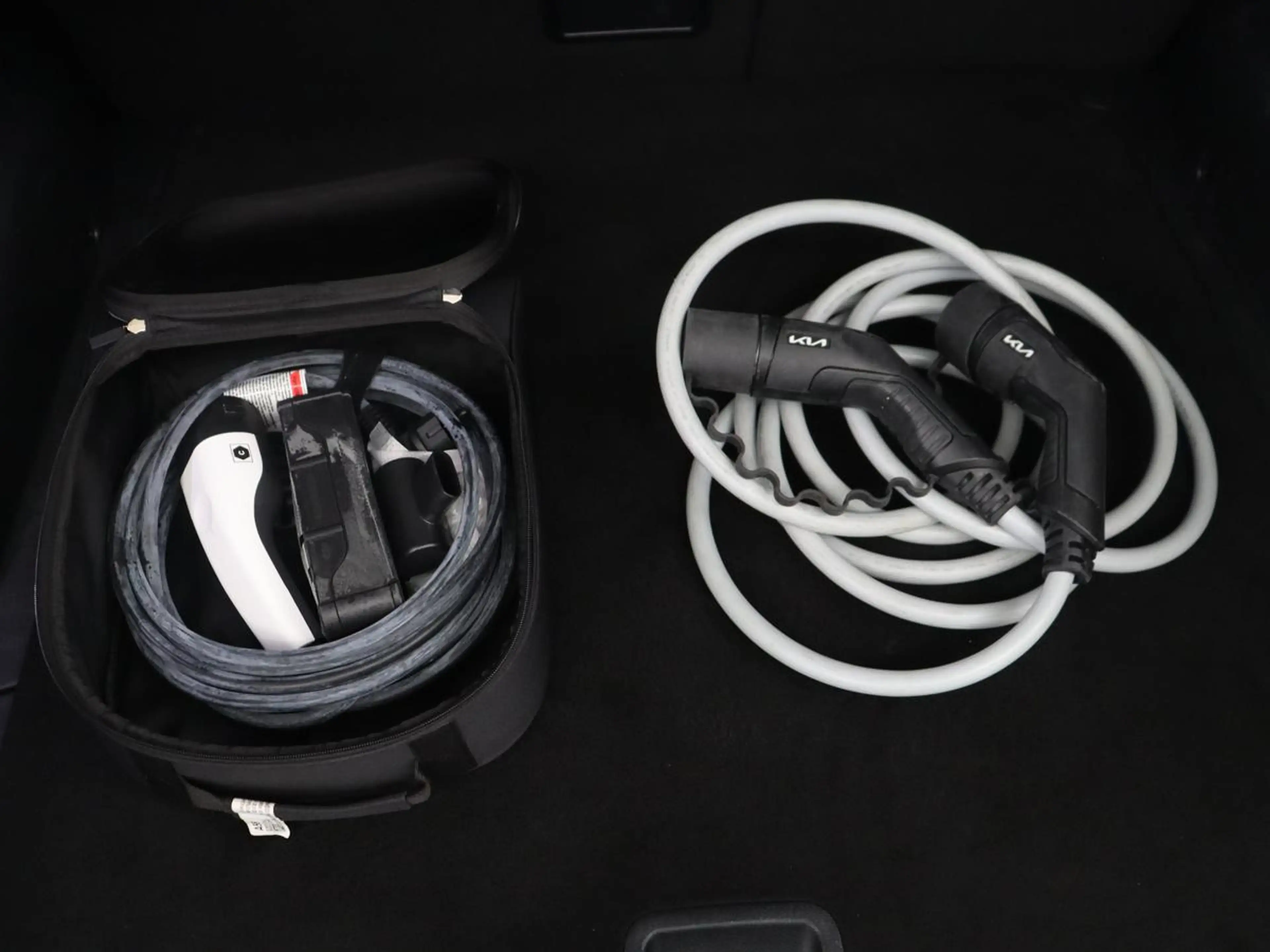 Kia EV6 Plus 77.4 kWh | SOH 93,2 | Camera | Stoelverwarmin — photo 17