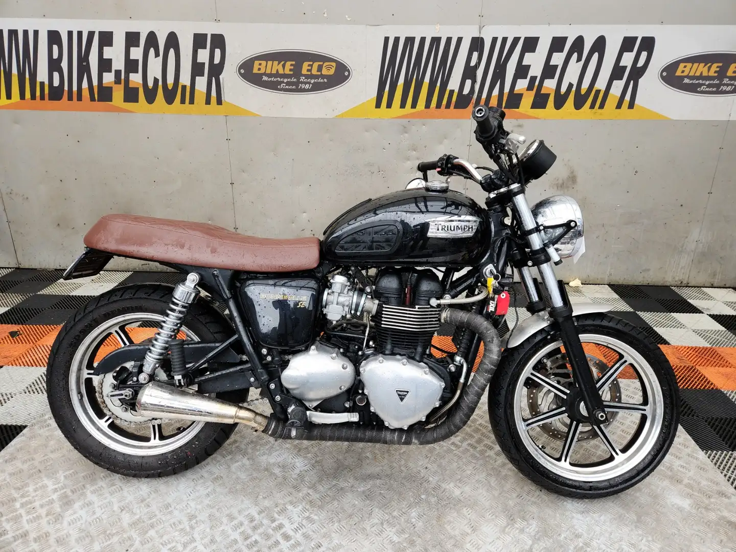 Triumph Bonneville America Czarny - 1