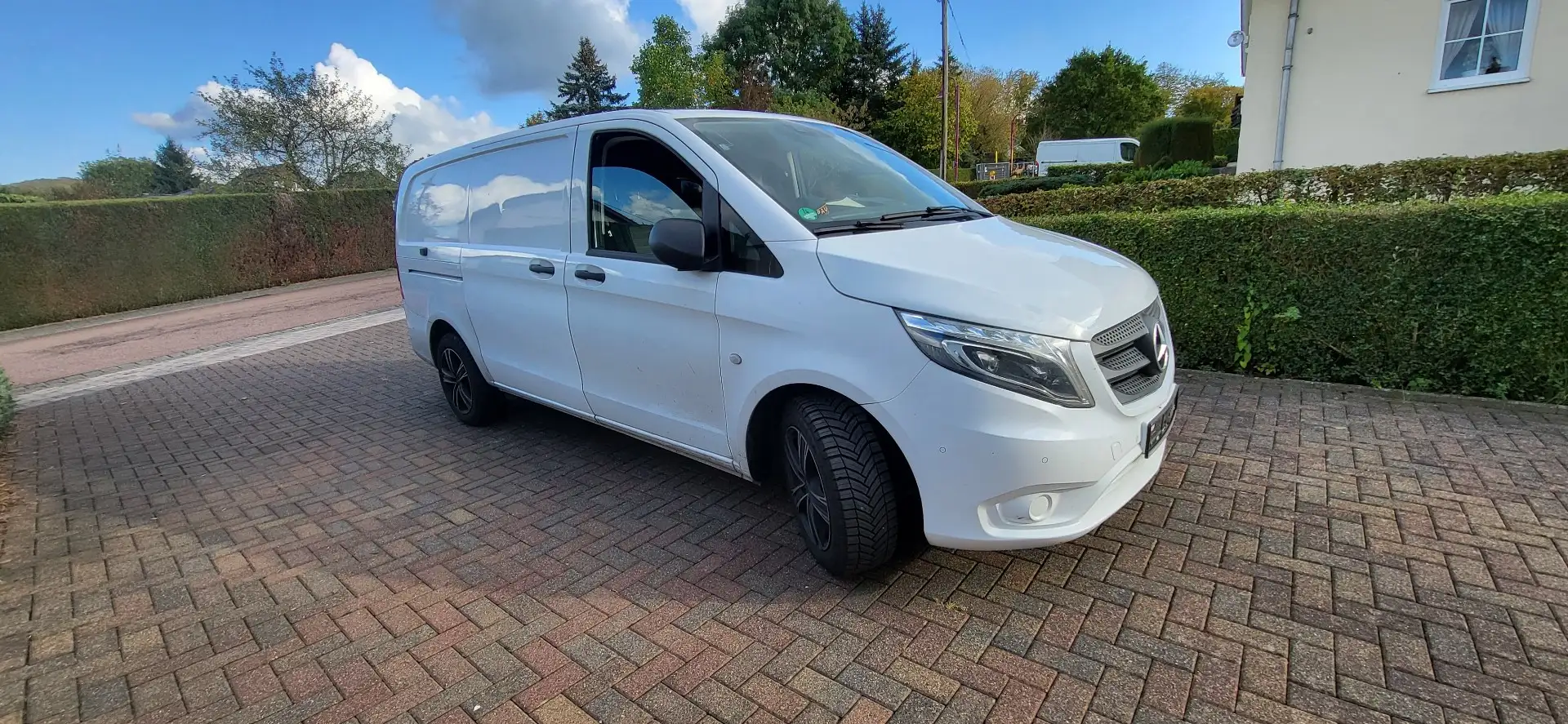Mercedes-Benz Vito 119 CDI (BlueTEC) Lang Aut. Weiß - 2