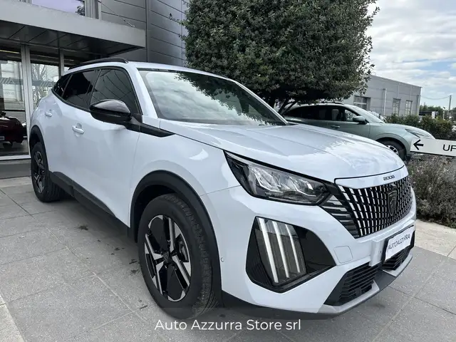 Peugeot 2008 view 3