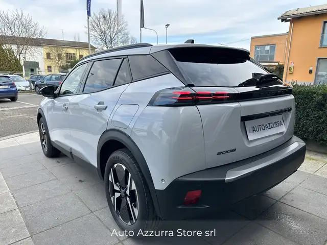 Peugeot 2008 view 6